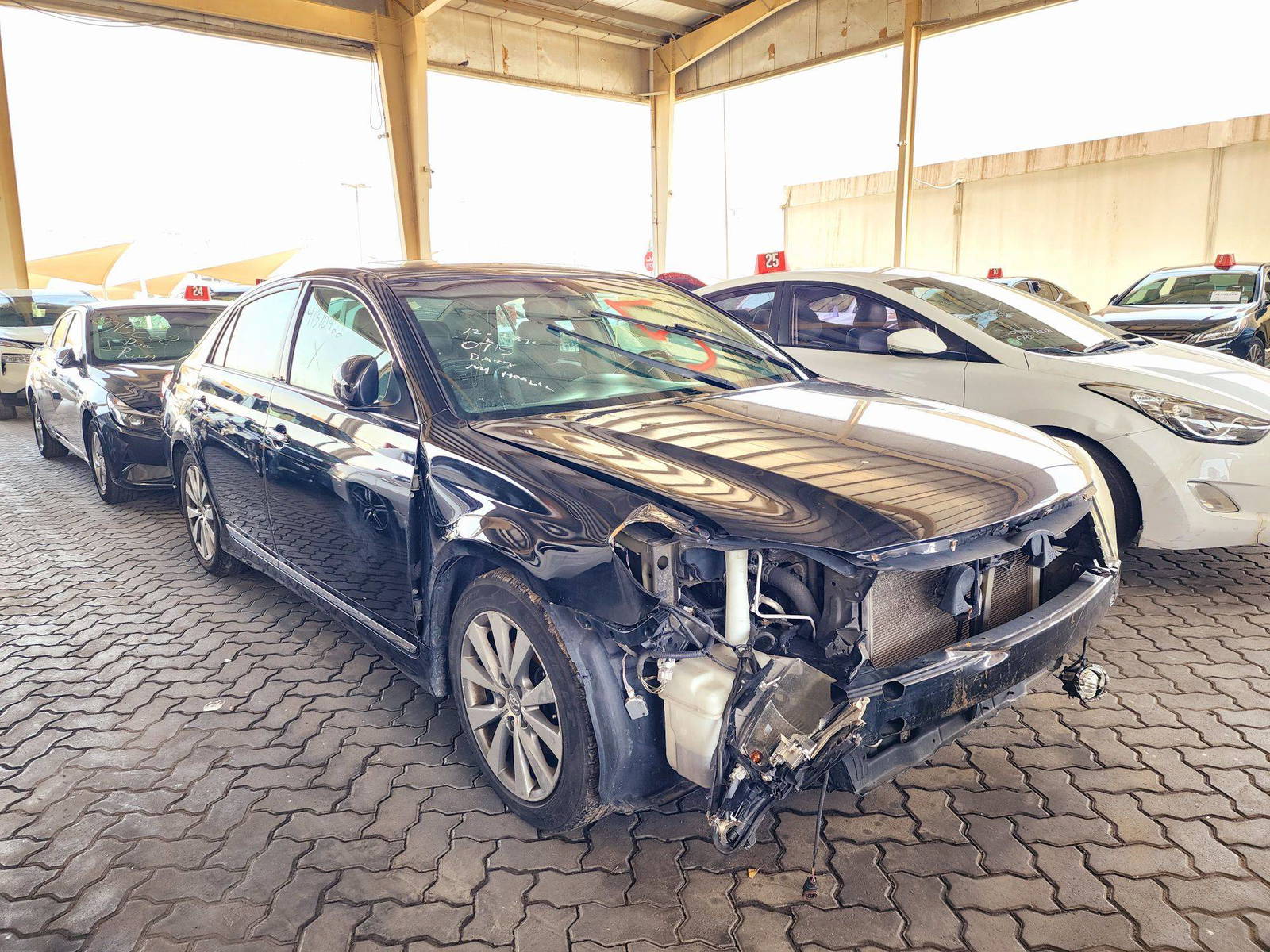2012 TOYOTA AVALON — 248872 Miles — Lot 41310422 — Souq - Marhaba Auctions Used Cars - Image 4