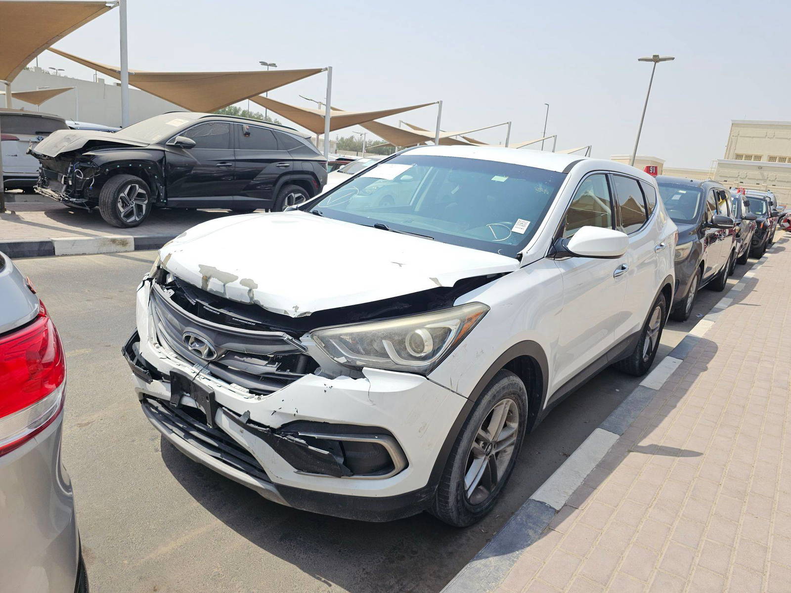 2018 HYUNDAI SANTA FE — 149528 Miles — Lot 5JG534328 — Souq - Marhaba Auctions Used Cars - Image 5