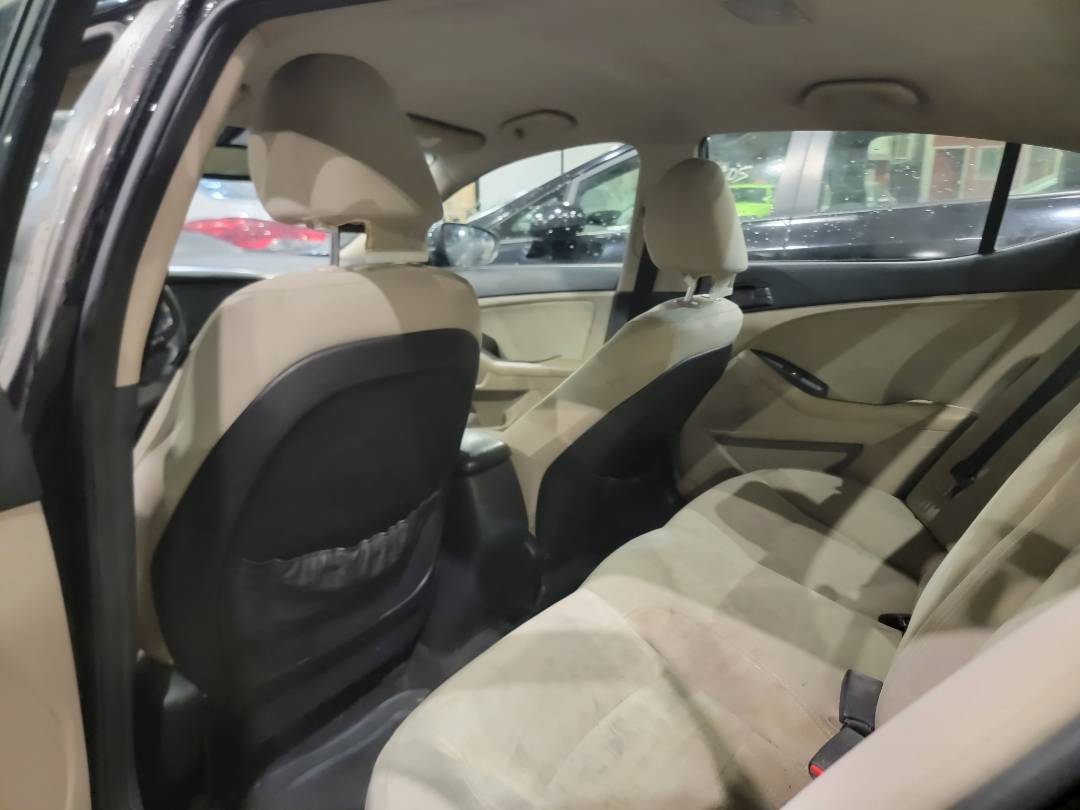 2012 KIA OPTIMA — 206604 Miles — Lot 052760 — Souq - Marhaba Auctions Used Cars - Image 6