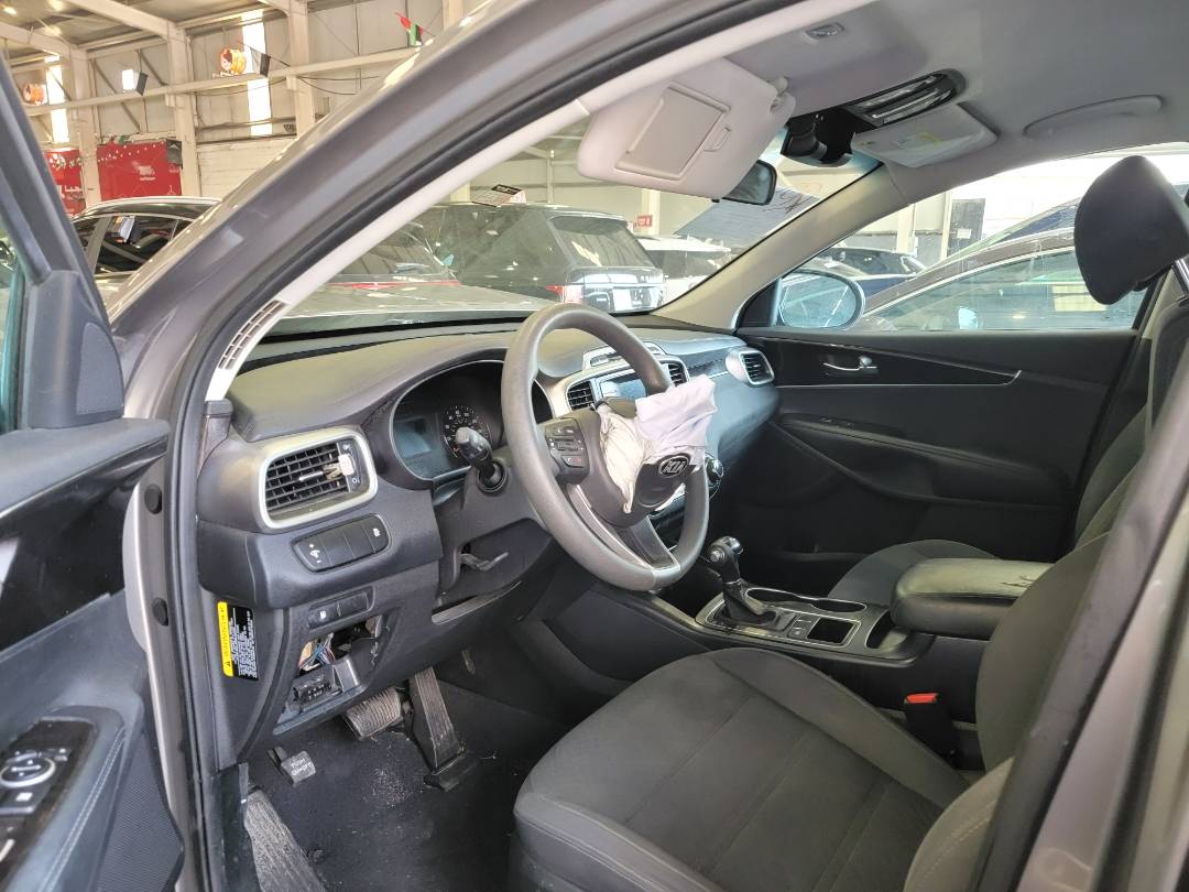 KIA SORENTO 2017 - Marhaba Auction Used Cars - Image 6