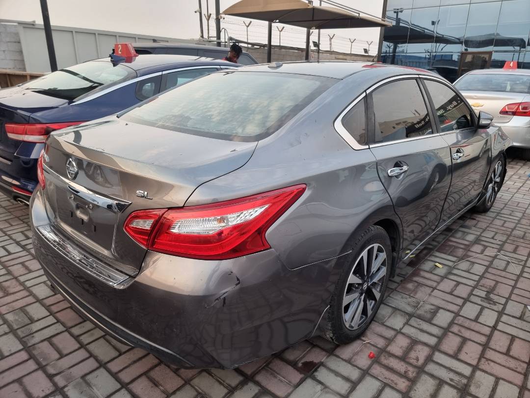 2016 NISSAN ALTIMA — 178587 Miles — Lot 206089 — Ind. 12 - Marhaba Auctions Used Cars - Image 4