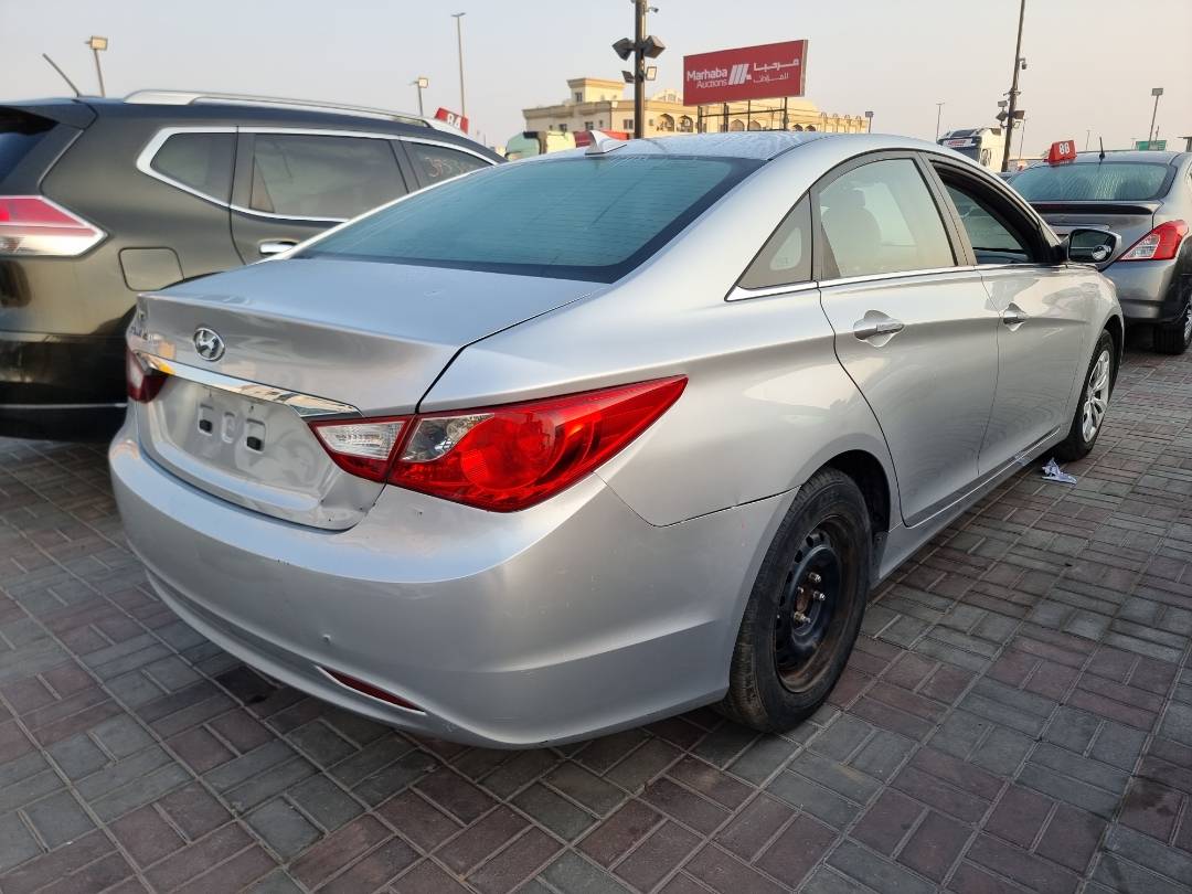 2012 HYUNDAI SONATA — 141925 Miles — Lot 215478 — Ind. 12 - Marhaba Auctions Used Cars - Image 5