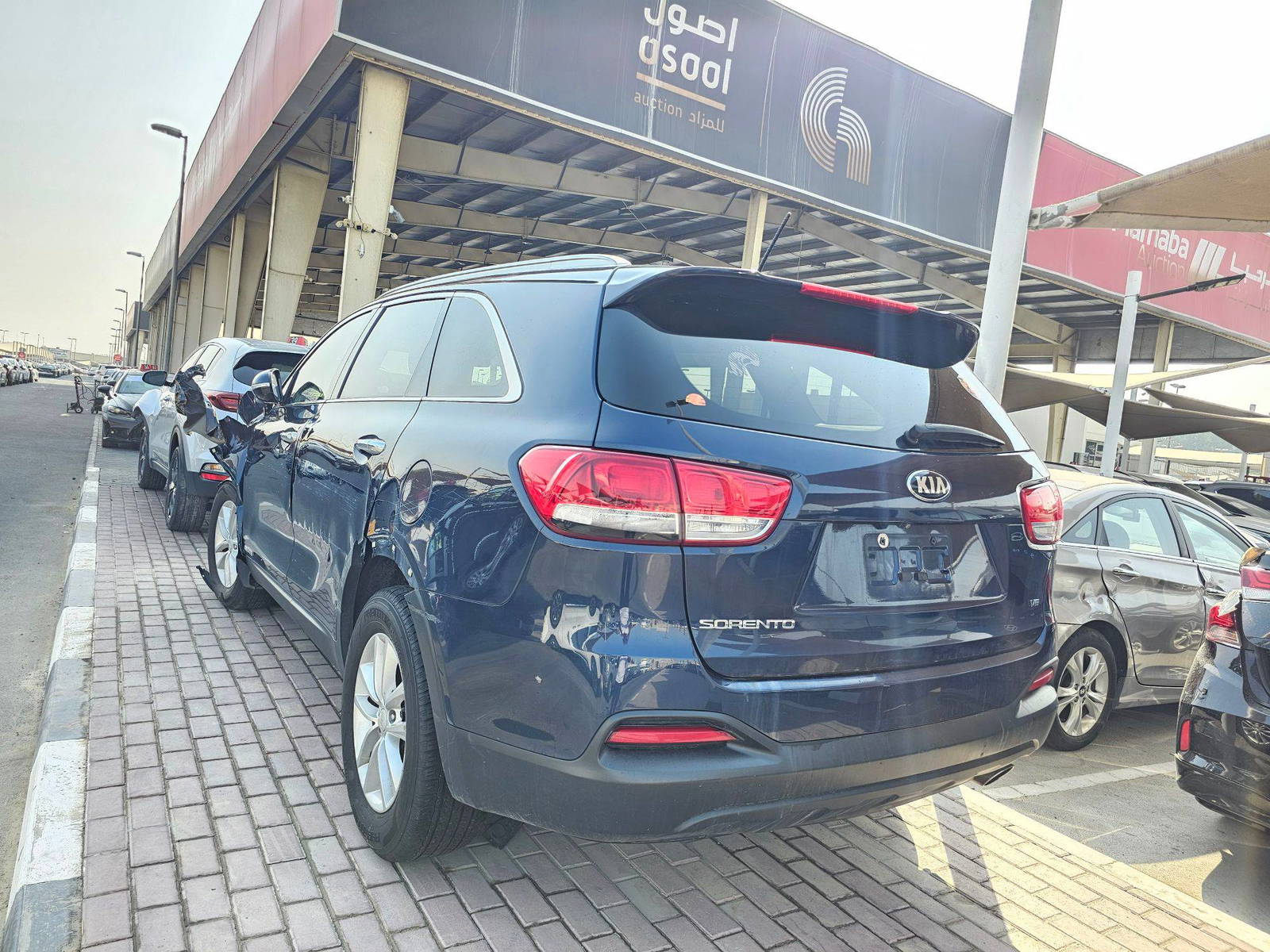 2017 KIA SORENTO — 208096 Miles — Lot 54HG319807 — Souq - Marhaba Auctions Used Cars - Image 3