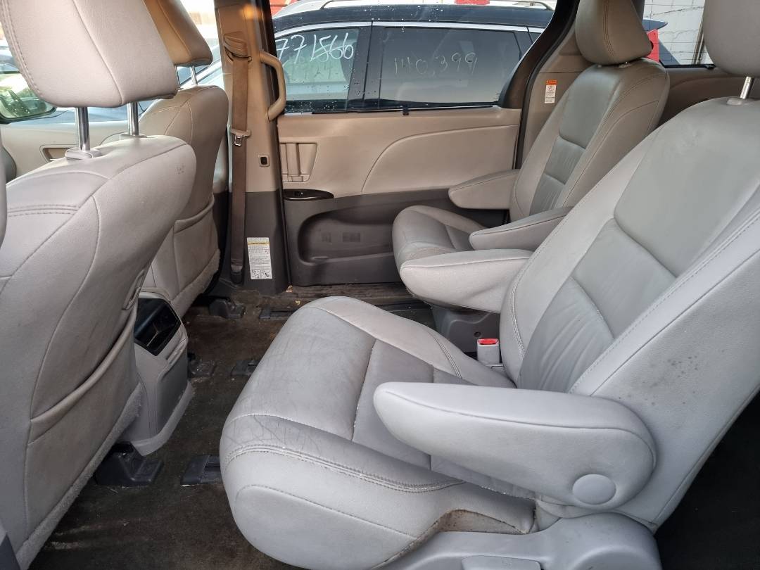 2015 TOYOTA SIENNA — 183876 Miles — Lot 125487 — Ind. 12 - Marhaba Auctions Used Cars - Image 7