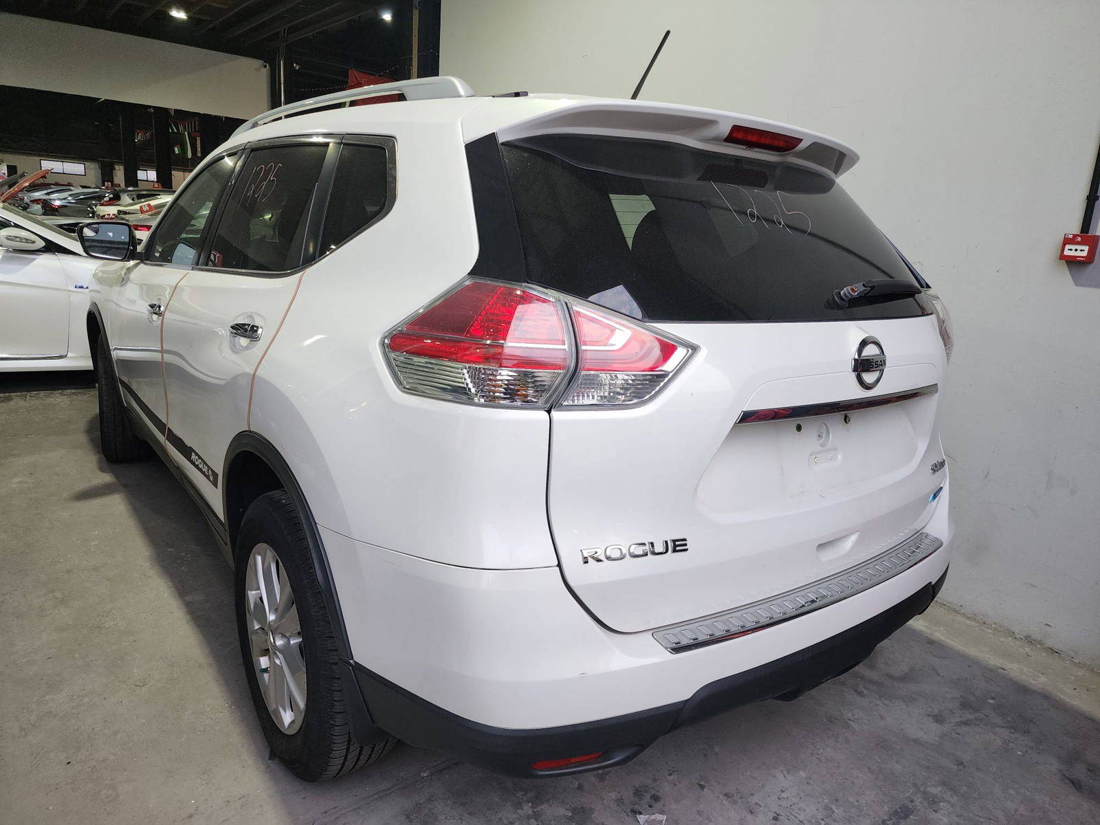 NISSAN ROGUE 2014 - Marhaba Auction Used Cars - Image 5
