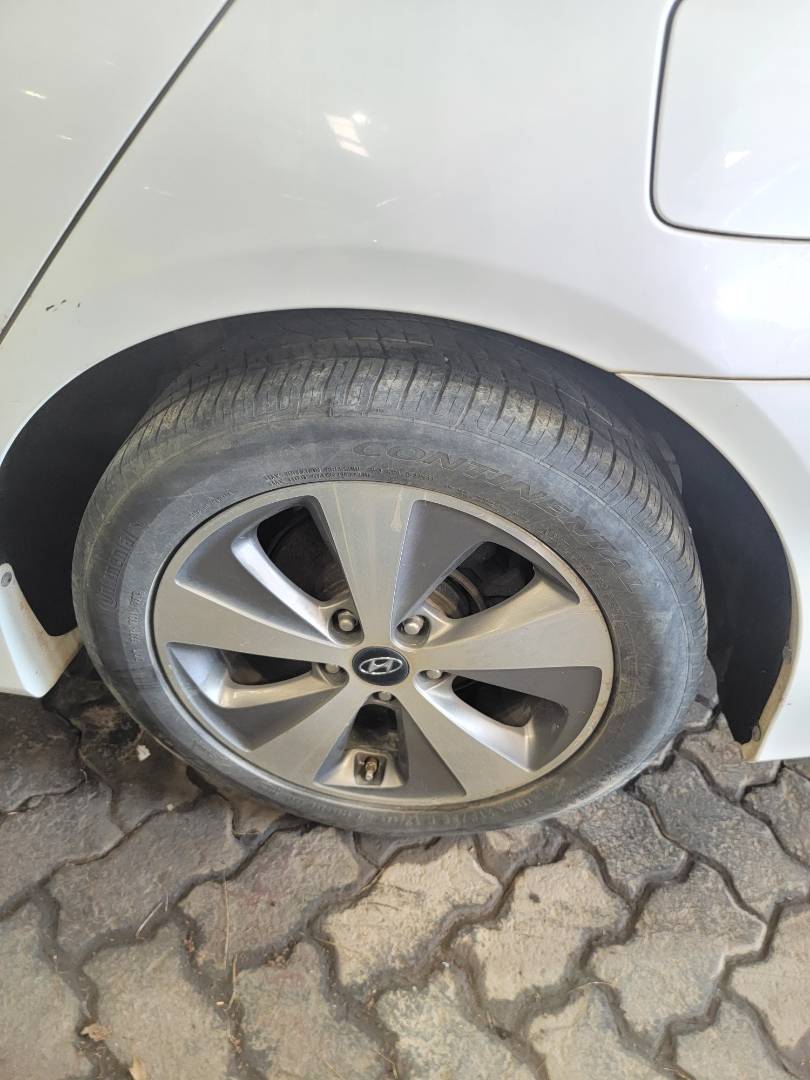 2012 HYUNDAI SONATA — 171401 Miles — Lot A039772 — Main - Marhaba Auctions Used Cars - Image 9