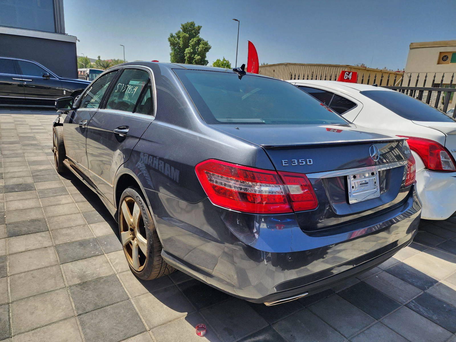 2011 MERCEDES BENZ E 350 — 227055 Miles — Lot 40374 — Al Quoz - Marhaba Auctions Used Cars - Image 3