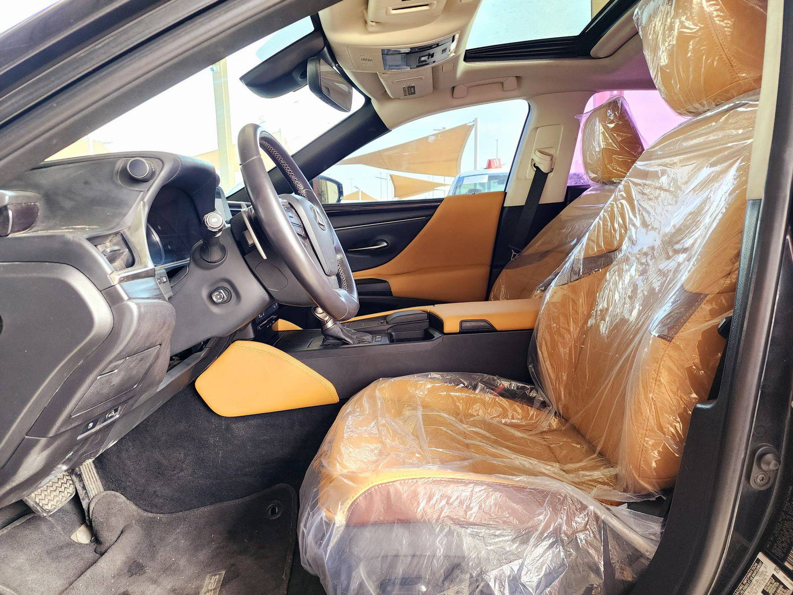 LEXUS ES 300H 2021 - Marhaba Auction Used Cars - Image 9