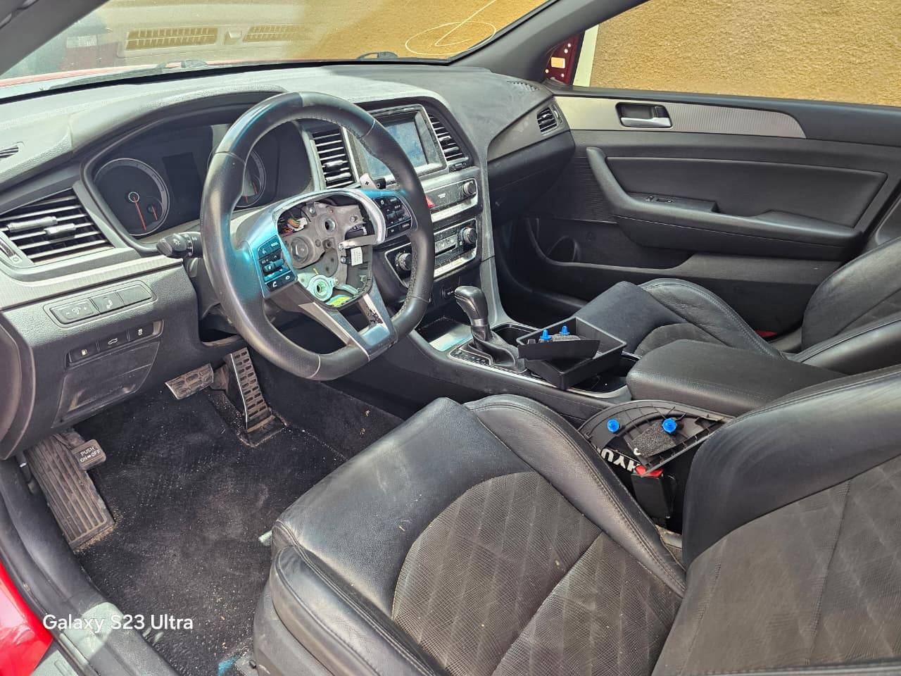 2018 HYUNDAI SONATA — 181995 Miles — Lot H611604 — Main - Marhaba Auctions Used Cars - Image 8