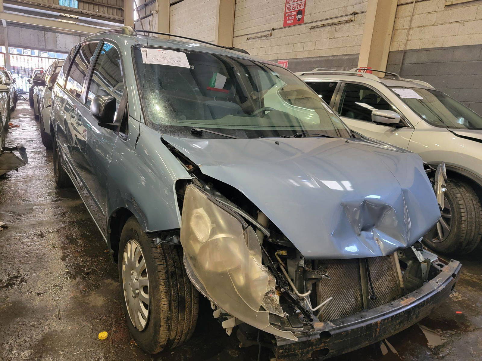 2009 TOYOTA SIENNA — 194637 Miles — Lot S227247 — Souq - Marhaba Auctions Used Cars - Image 6