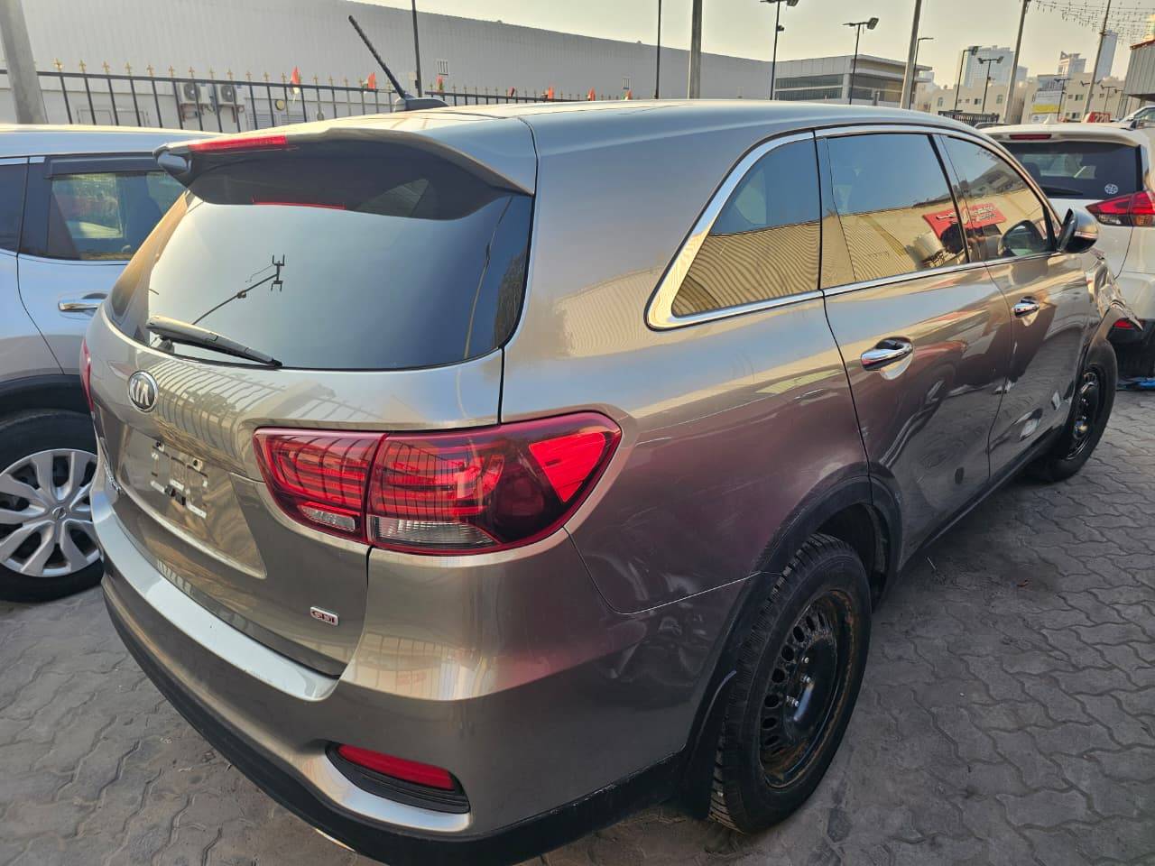 2019 KIA SORENTO — 192793 KM — Lot 549060 — Main - Marhaba Auctions Used Cars - Image 6