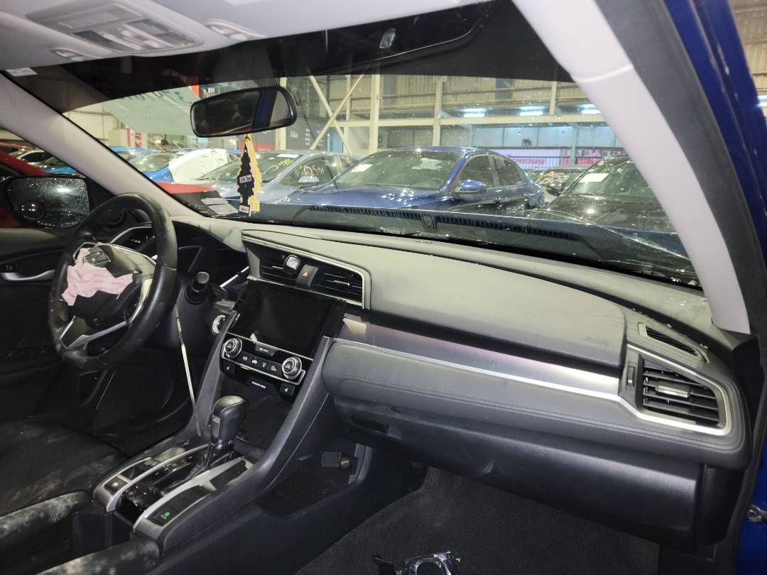 2016 HONDA CIVIC — 65315 Miles — Lot 37976157 - Marhaba Auctions Used Cars - Image 5