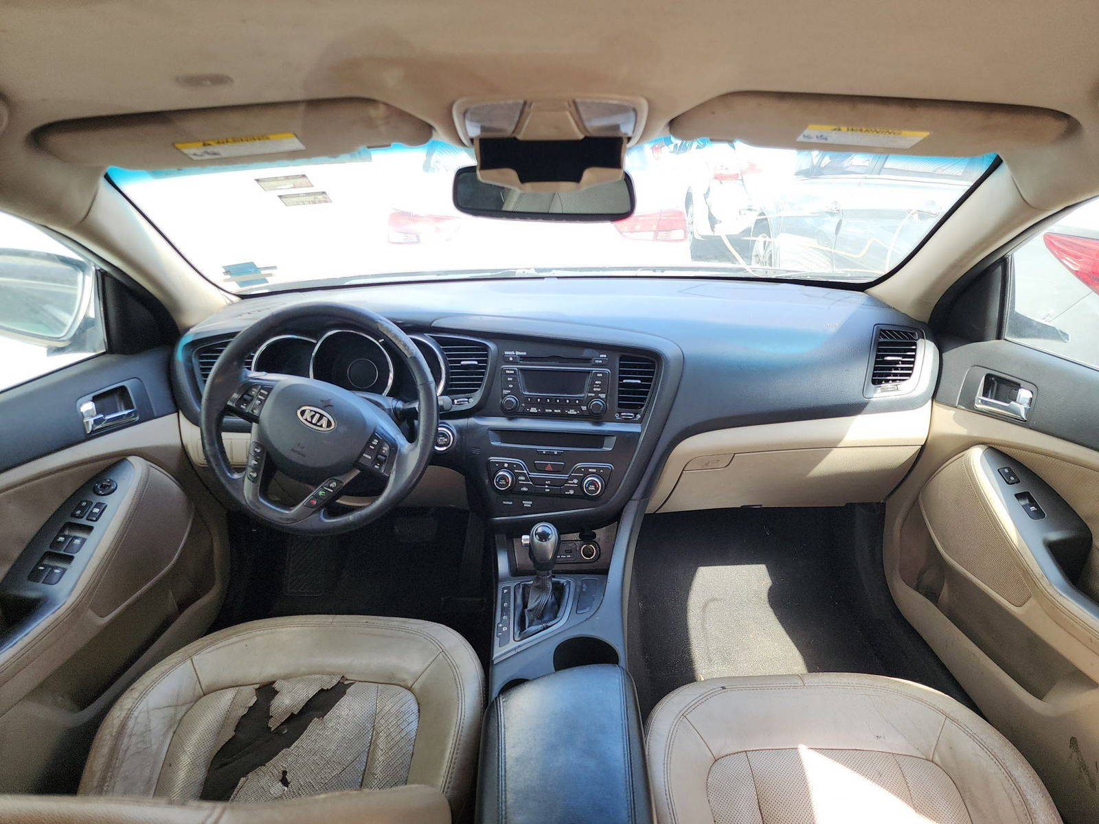 2011 KIA OPTIMA — 177804 Miles — Lot 84805214 — Al Quoz - Marhaba Auctions Used Cars - Image 11