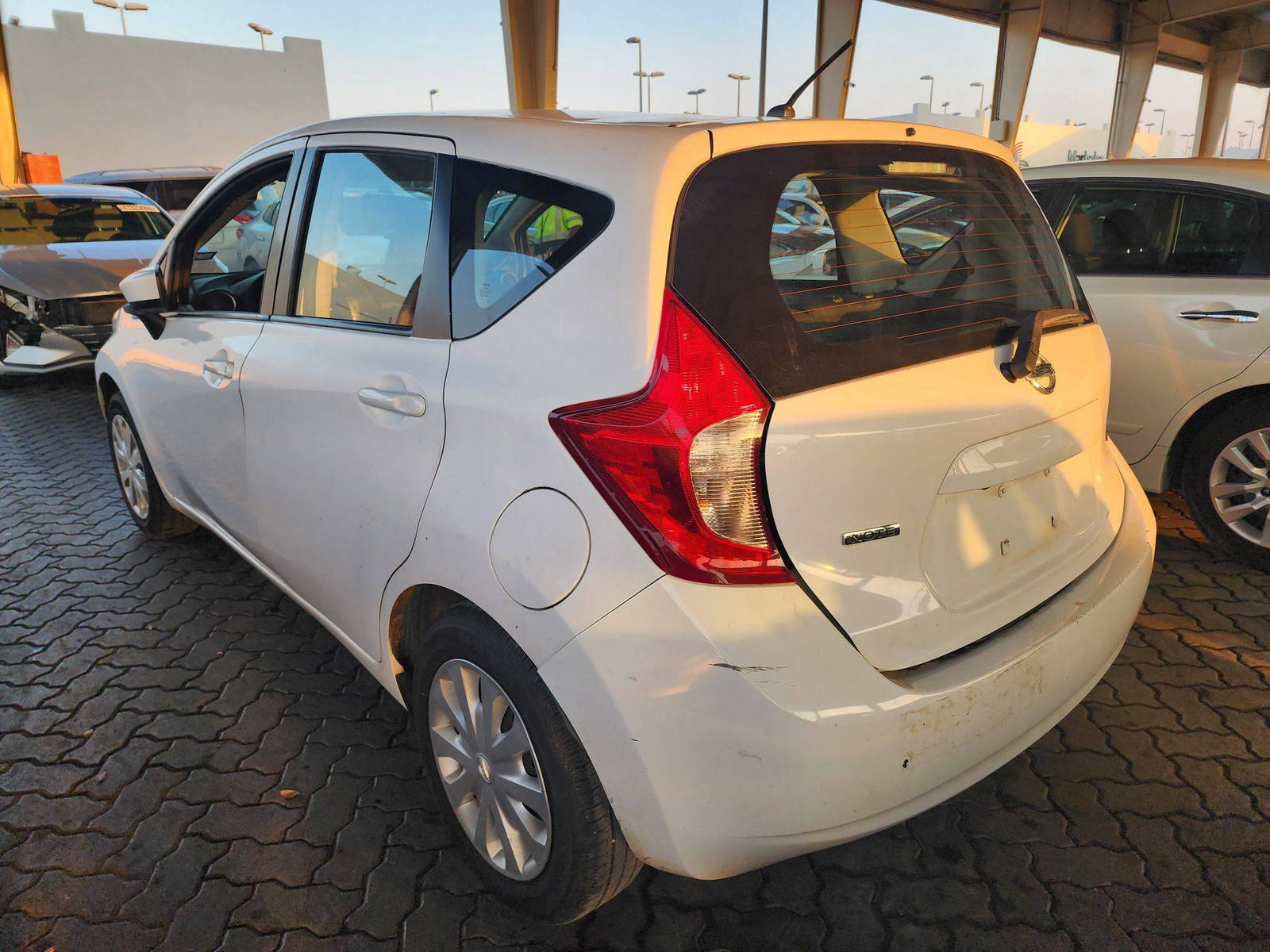 2015 NISSAN VERSA NOTE — 183310 Miles — Lot 44779294 — Main - Marhaba Auctions Used Cars - Image 6