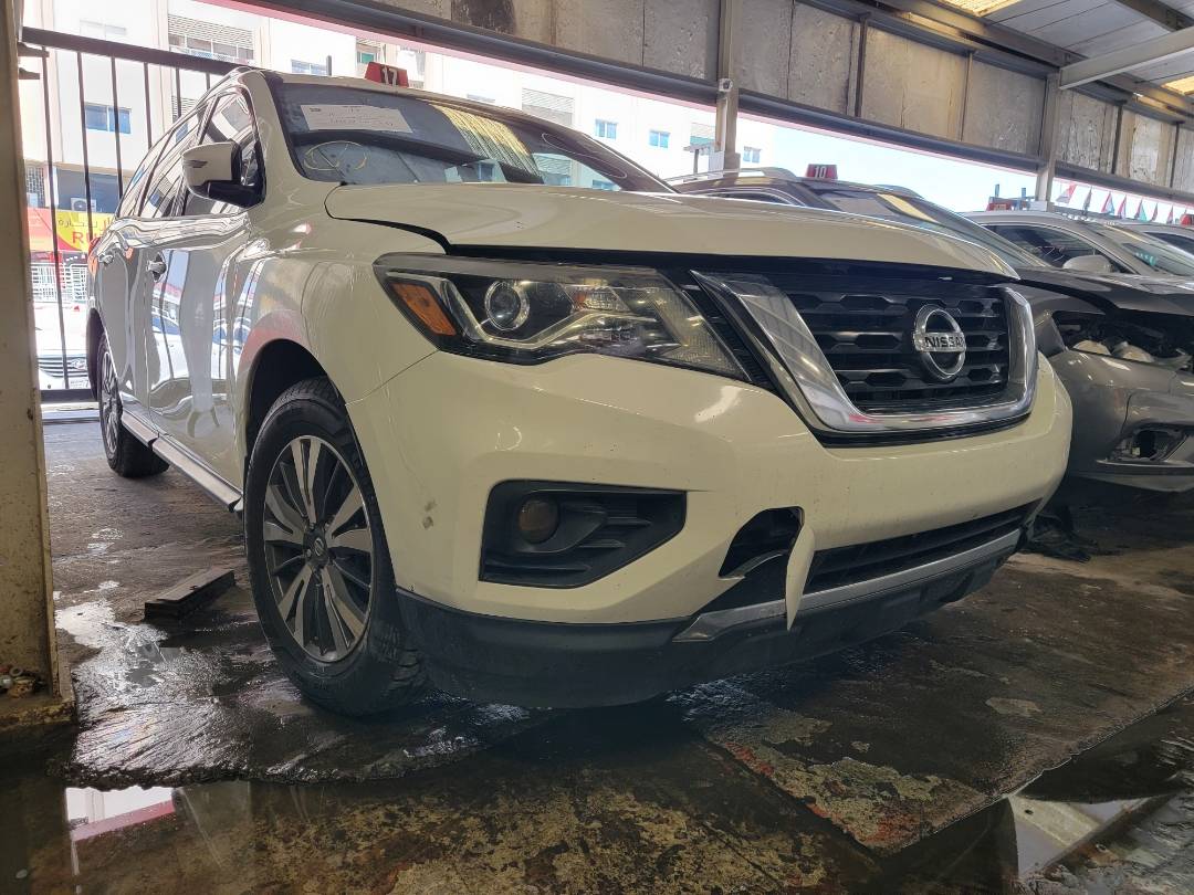 2017 NISSAN PATHFINDER — 196520 Miles — Lot 4HC639688 — Main - Marhaba Auctions Used Cars - Image 4