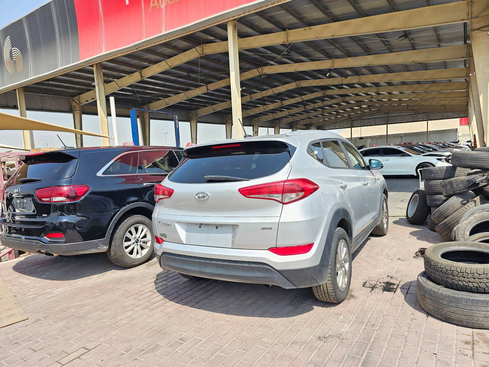 2017 HYUNDAI TUCSON — 171756 KM — Lot 40016116 — Main - Marhaba Auctions Used Cars - Image 3