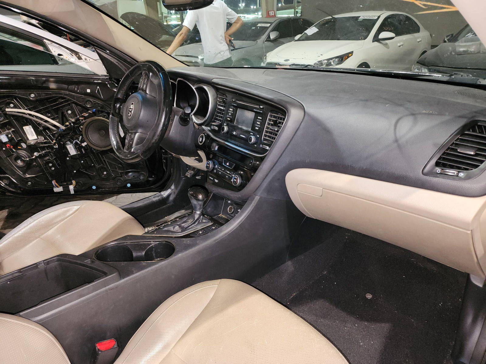 2014 KIA OPTIMA — 204054 Miles — Lot 78718183 - Marhaba Auctions Used Cars - Image 5