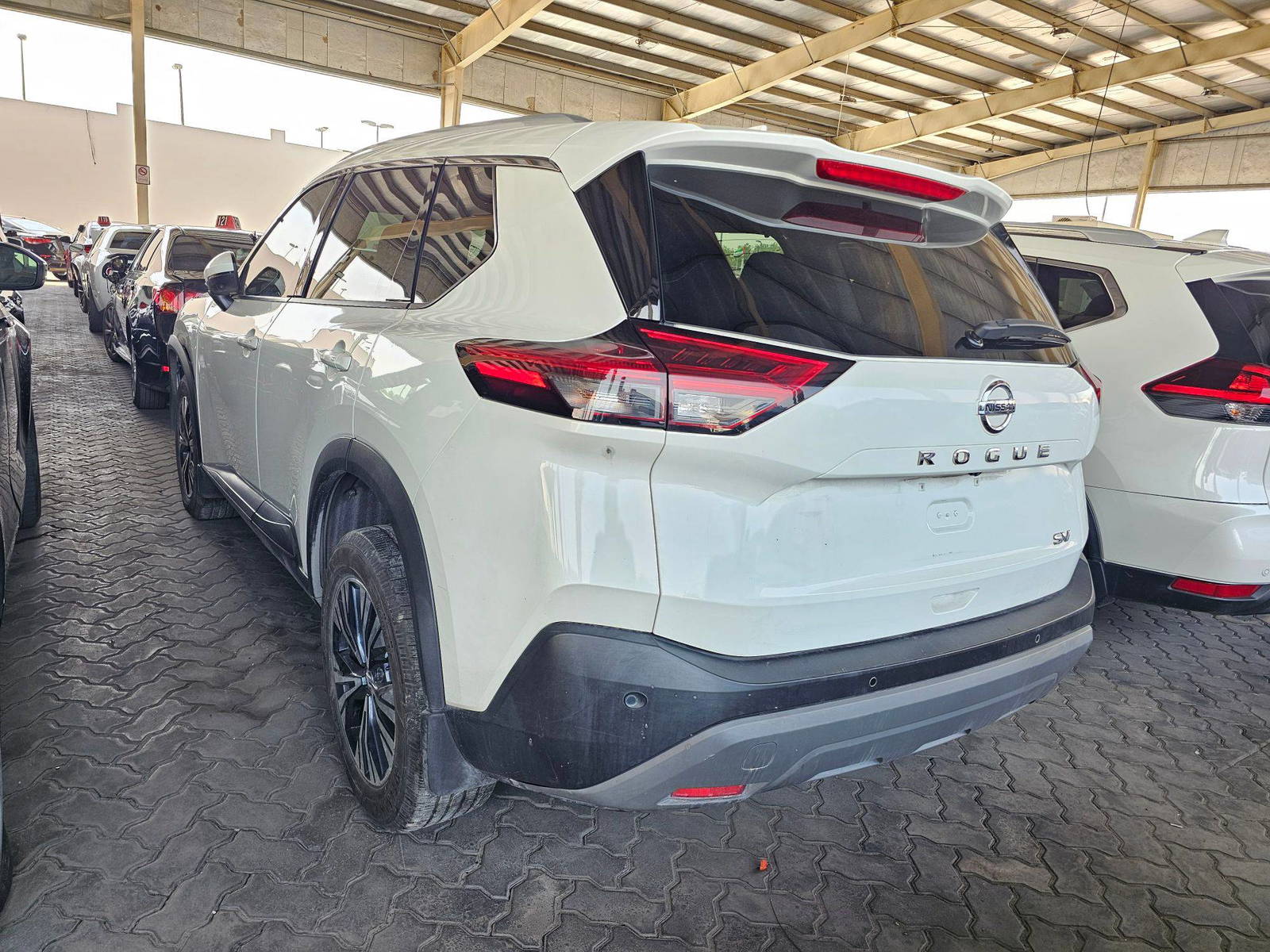 NISSAN ROGUE 2021 - Marhaba Auction Used Cars - Image 4