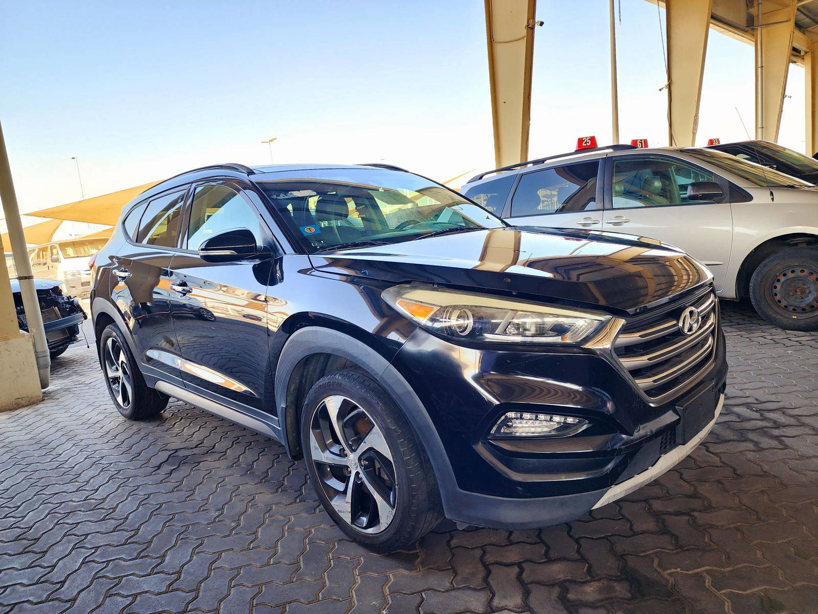 2017 HYUNDAI TUCSON — 144265 Miles — Lot 56491004 — Souq - Marhaba Auctions Used Cars - Image 4