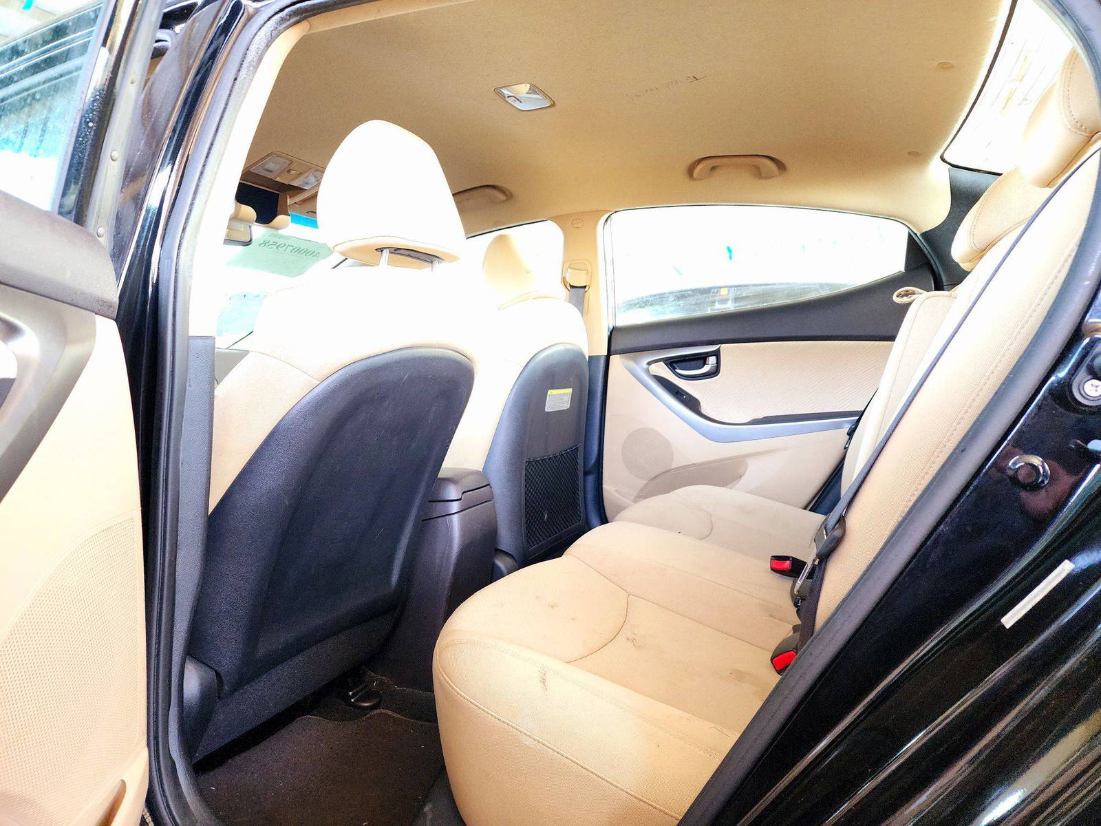 2012 HYUNDAI ELANTRA — 158757 Miles — Lot AEXCU272138 — Souq - Marhaba Auctions Used Cars - Image 6