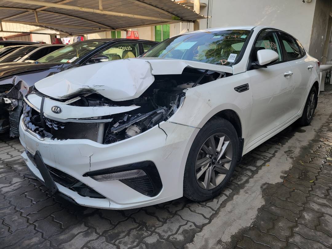 2019 KIA OPTIMA — 115990 Miles — Lot 86151584 — Souq - Marhaba Auctions Used Cars - Image 5