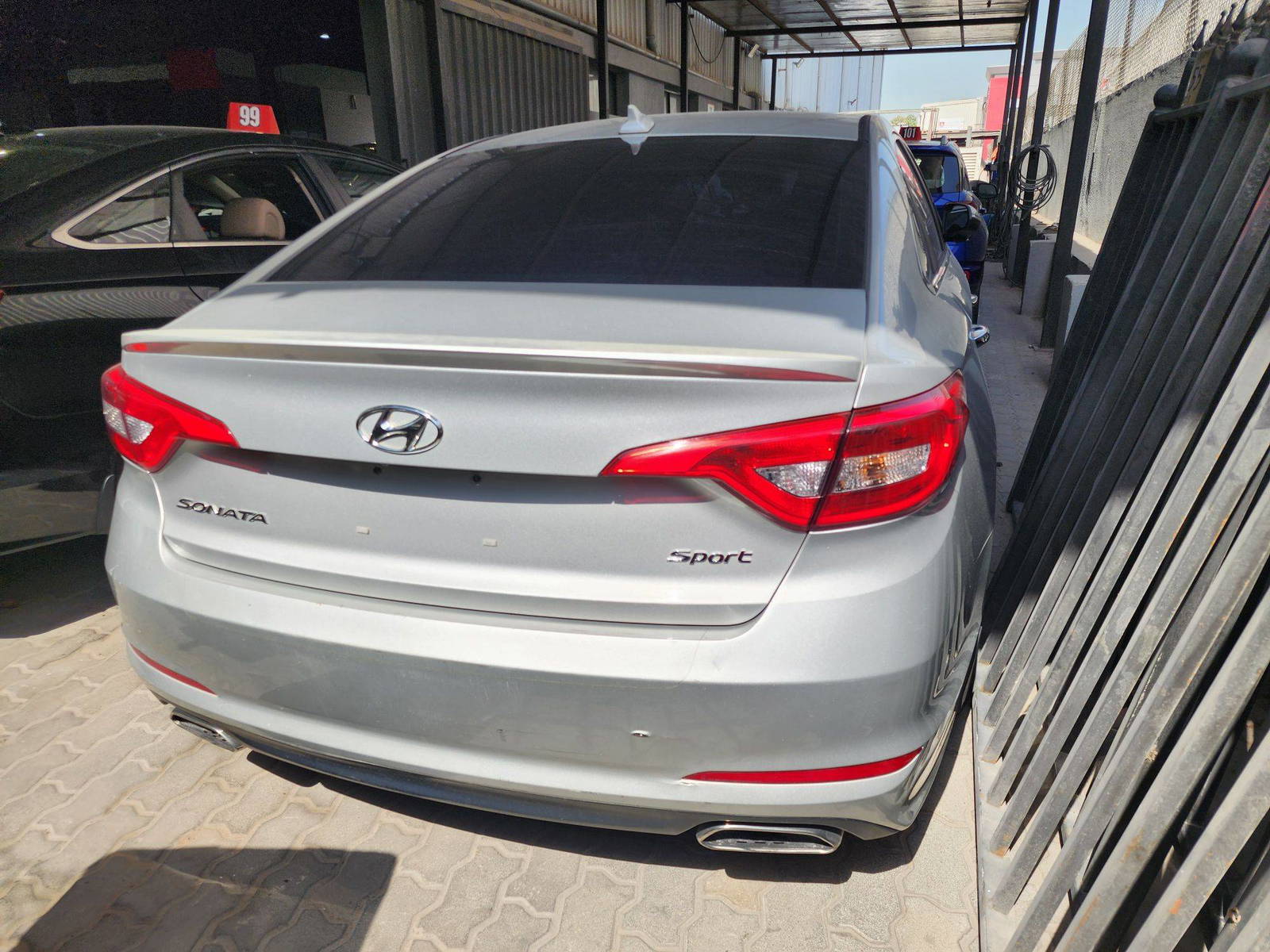 2015 HYUNDAI SONATA SPORT — 167371 Miles — Lot 41055704 — Al Quoz - Marhaba Auctions Used Cars - Image 5