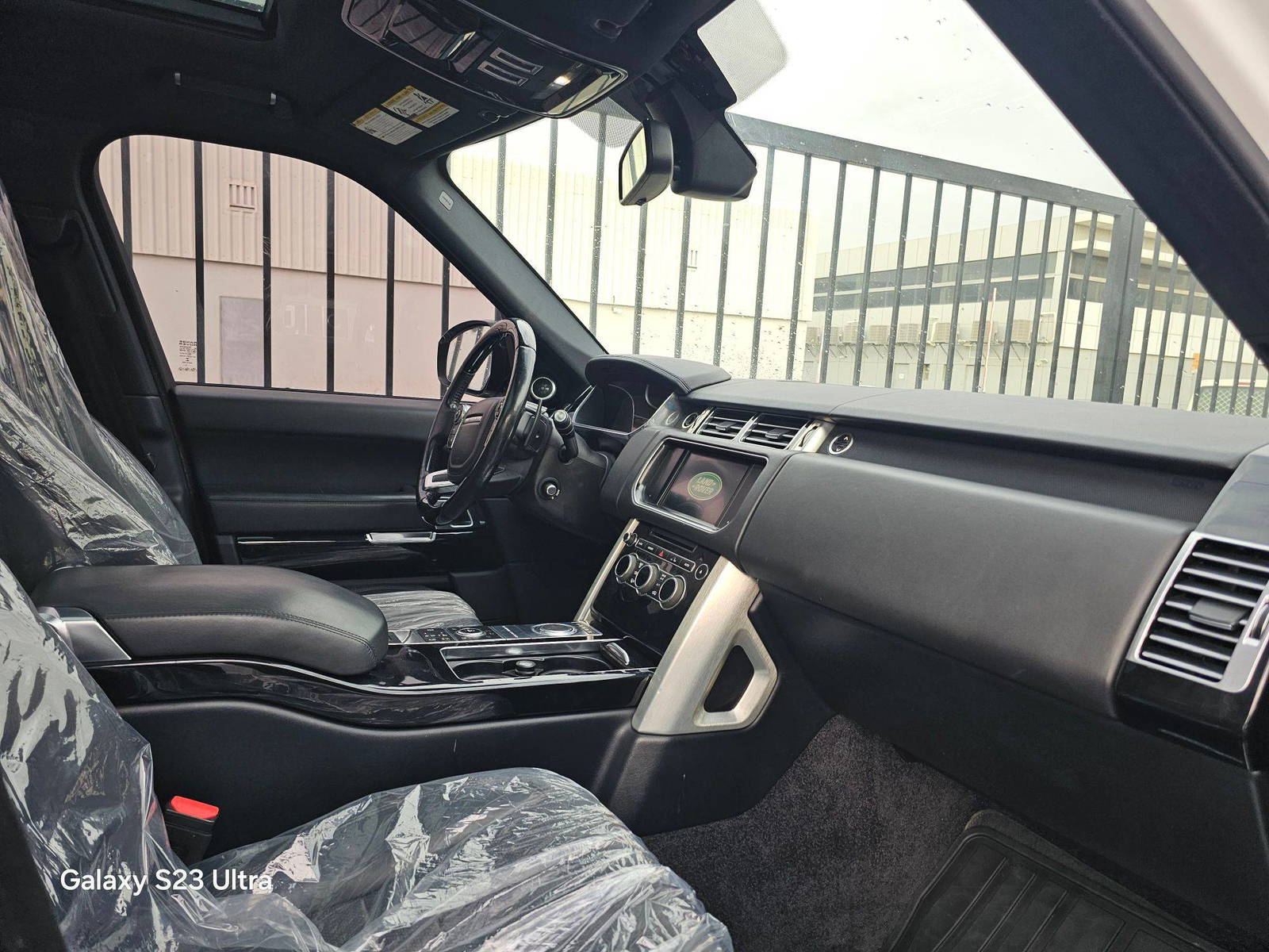 LAND ROVER RANGE ROVER SPORT SUPERCHARGED 2015 - Marhaba Auction Used Cars - Image 7