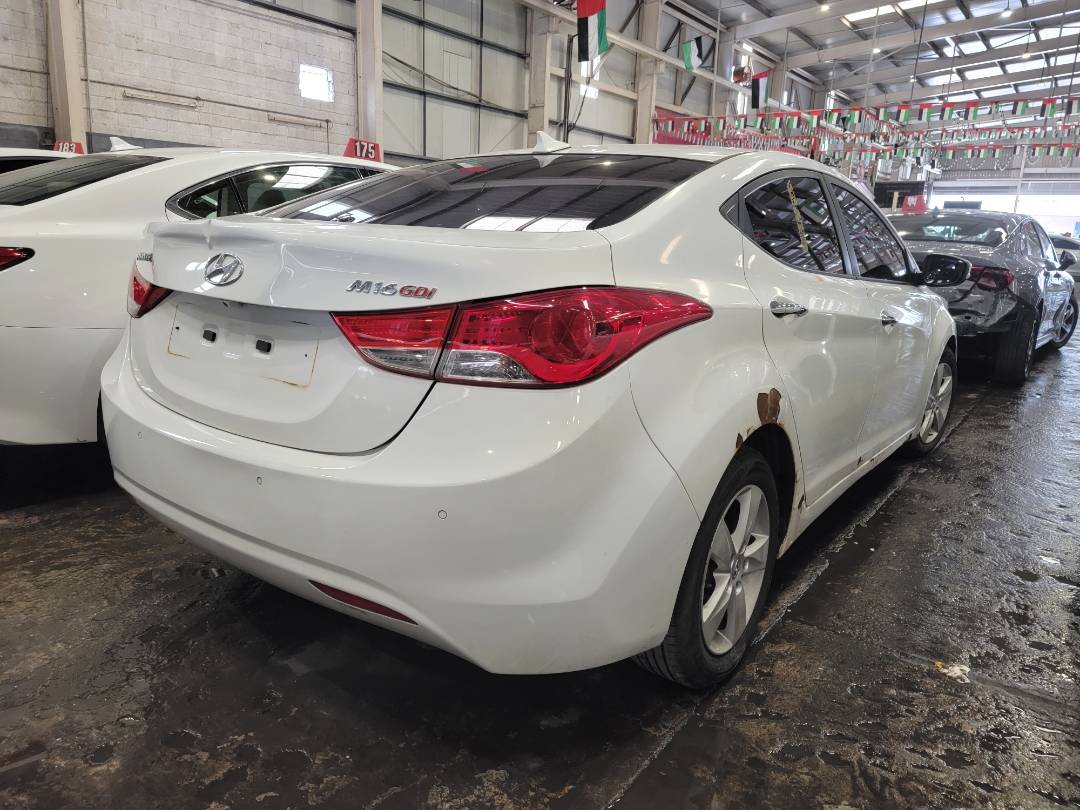 2011 HYUNDAI AVANTE — 188942 KM — Lot 019449 — Main - Marhaba Auctions Used Cars - Image 4
