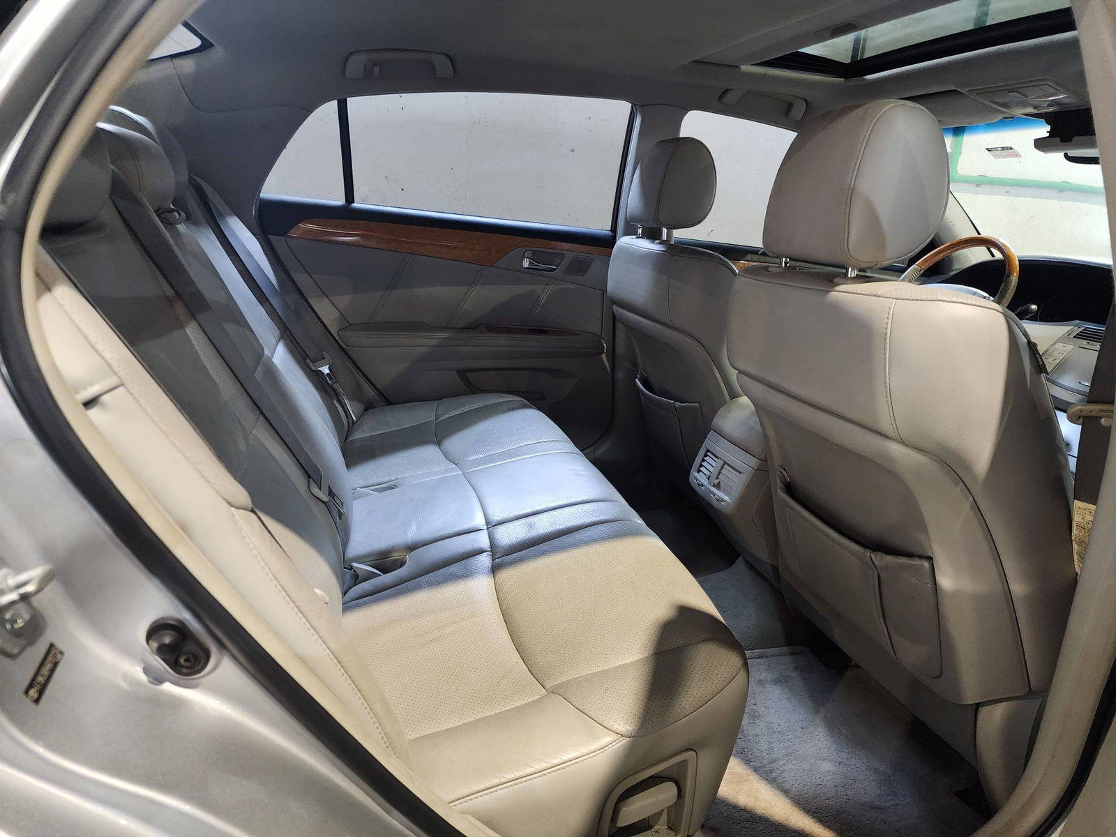 TOYOTA AVALON 2006 - Marhaba Auction Used Cars - Image 8