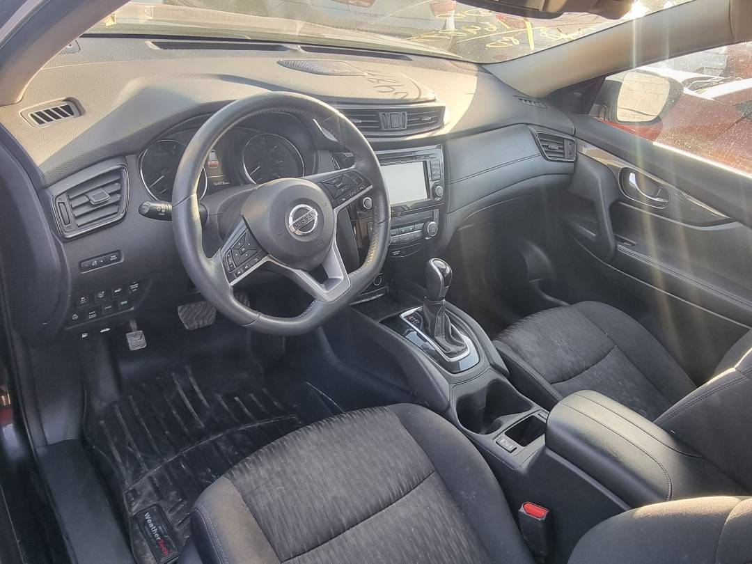 NISSAN ROGUE 2017 - Marhaba Auction Used Cars - Image 6