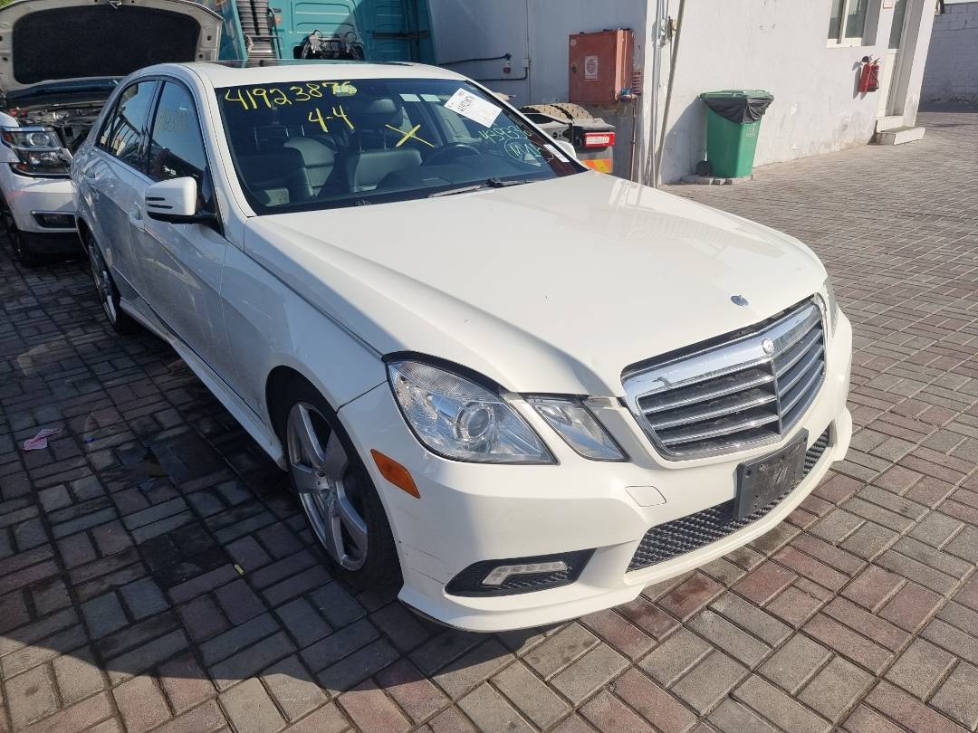 2011 MERCEDES BENZ E 350 — 212296 Miles — Lot 439336 — Ind. 12 - Marhaba Auctions Used Cars - Image 3