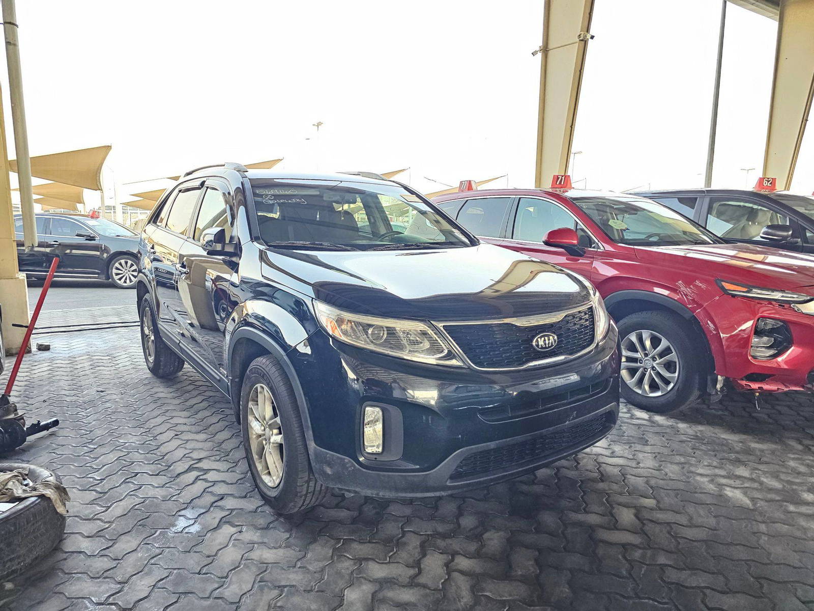 2015 KIA SORENTO — 123057 Miles — Lot 1393171 — Souq - Marhaba Auctions Used Cars - Image 4