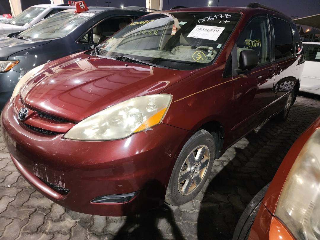 2007 TOYOTA SIENNA — 167276 Miles — Lot 38306819 - Marhaba Auctions Used Cars - Image 4