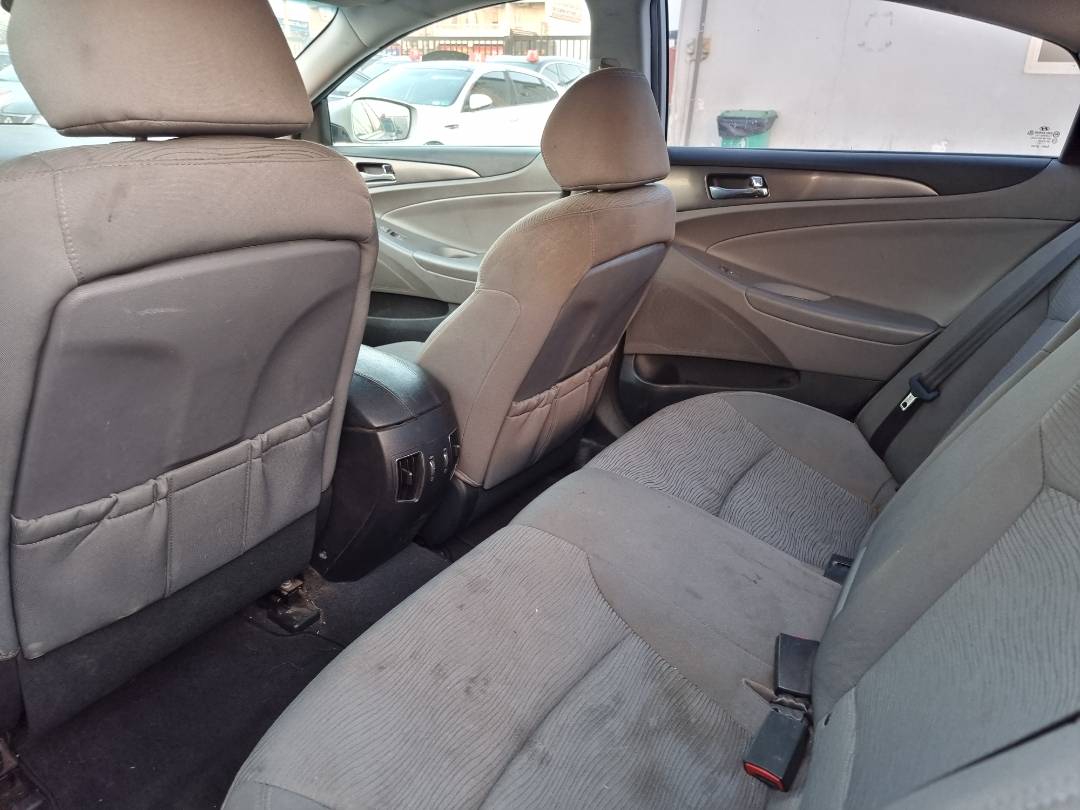 2013 HYUNDAI SONATA — 217571 Miles — Lot 99526 — Ind. 12 - Marhaba Auctions Used Cars - Image 6
