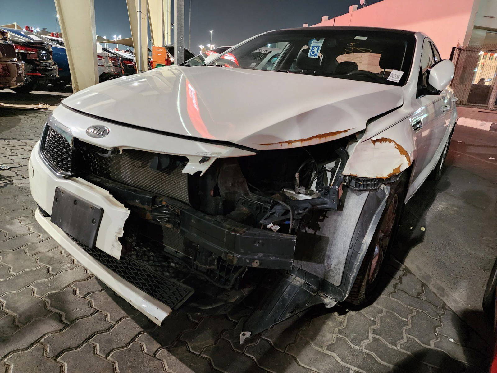 2011 KIA OPTIMA — 253770 KM — Lot 203130 — Souq - Marhaba Auctions Used Cars - Image 9