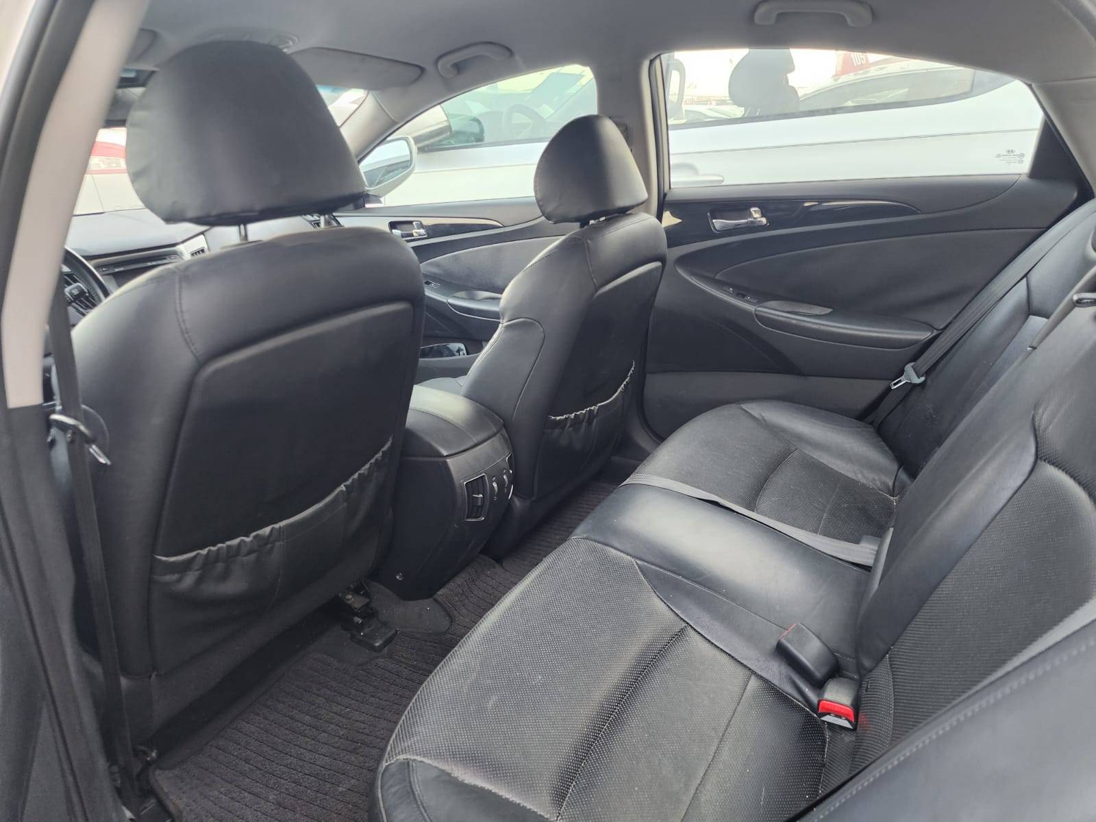HYUNDAI SONATA 2011 - Marhaba Auction Used Cars - Image 8