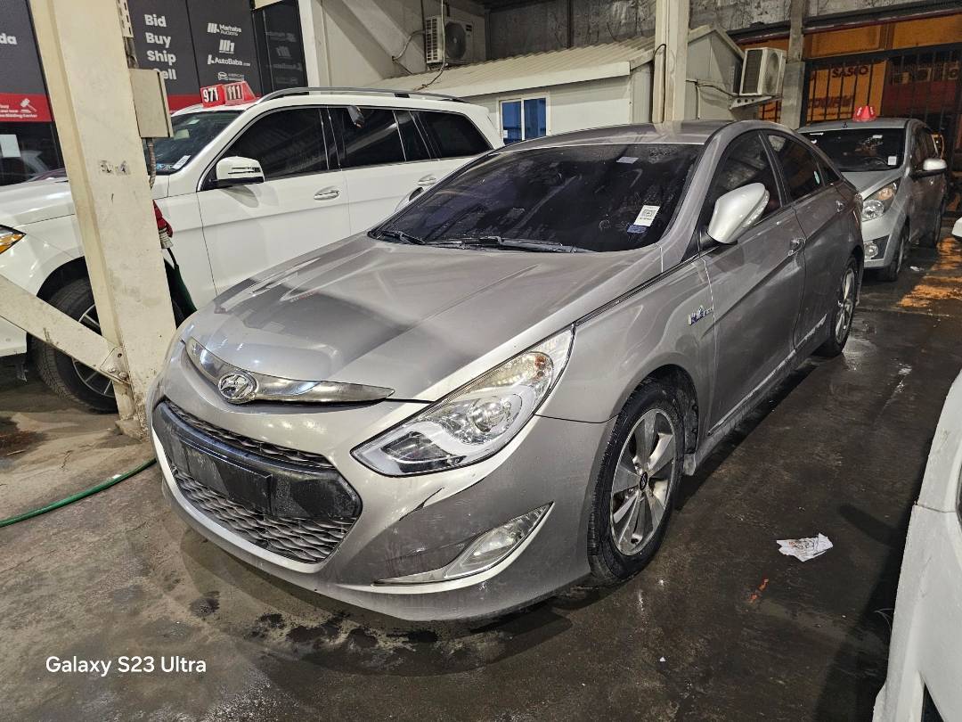 2012 HYUNDAI SONATA — 197251 KM — Lot 035617 — Main - Marhaba Auctions Used Cars - Image 5