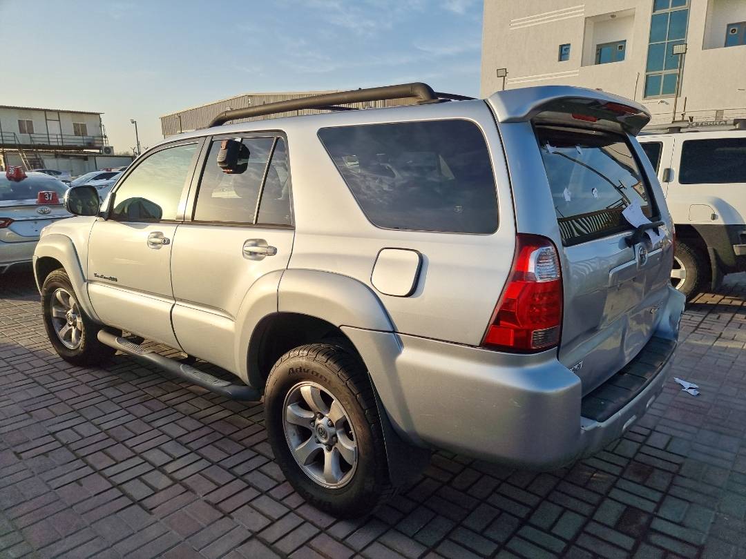 2006 TOYOTA 4RUNNER SR5 — 284692 Miles — Lot 82773 — Ind. 12 - Marhaba Auctions Used Cars - Image 5