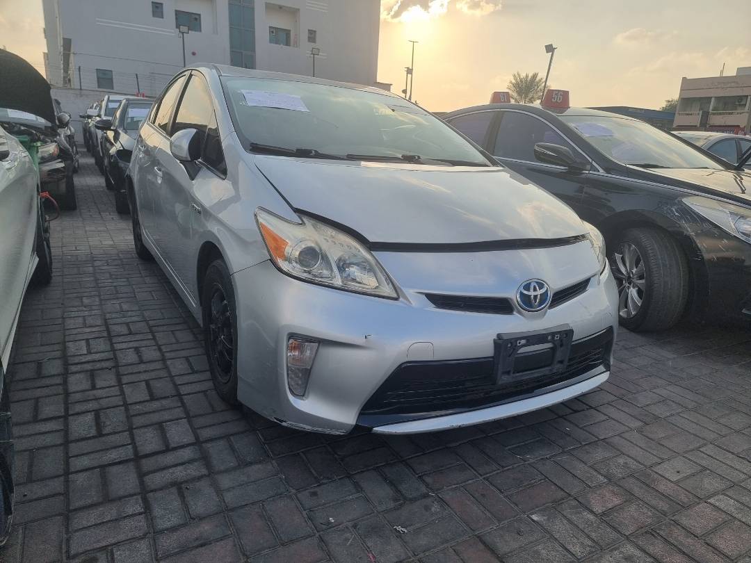 2015 TOYOTA PRIUS — 215280 Miles — Lot 991007 — Ind. 12 - Marhaba Auctions Used Cars - Image 3