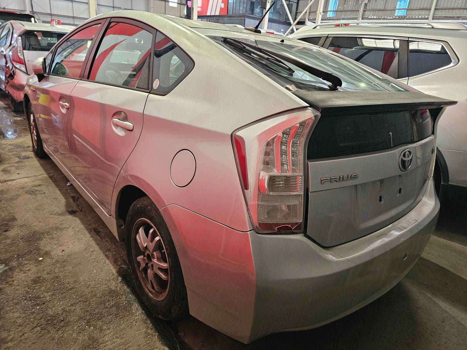 2010 TOYOTA PRIUS — 208368 Miles — Lot 0082510 — Main - Marhaba Auctions Used Cars - Image 5