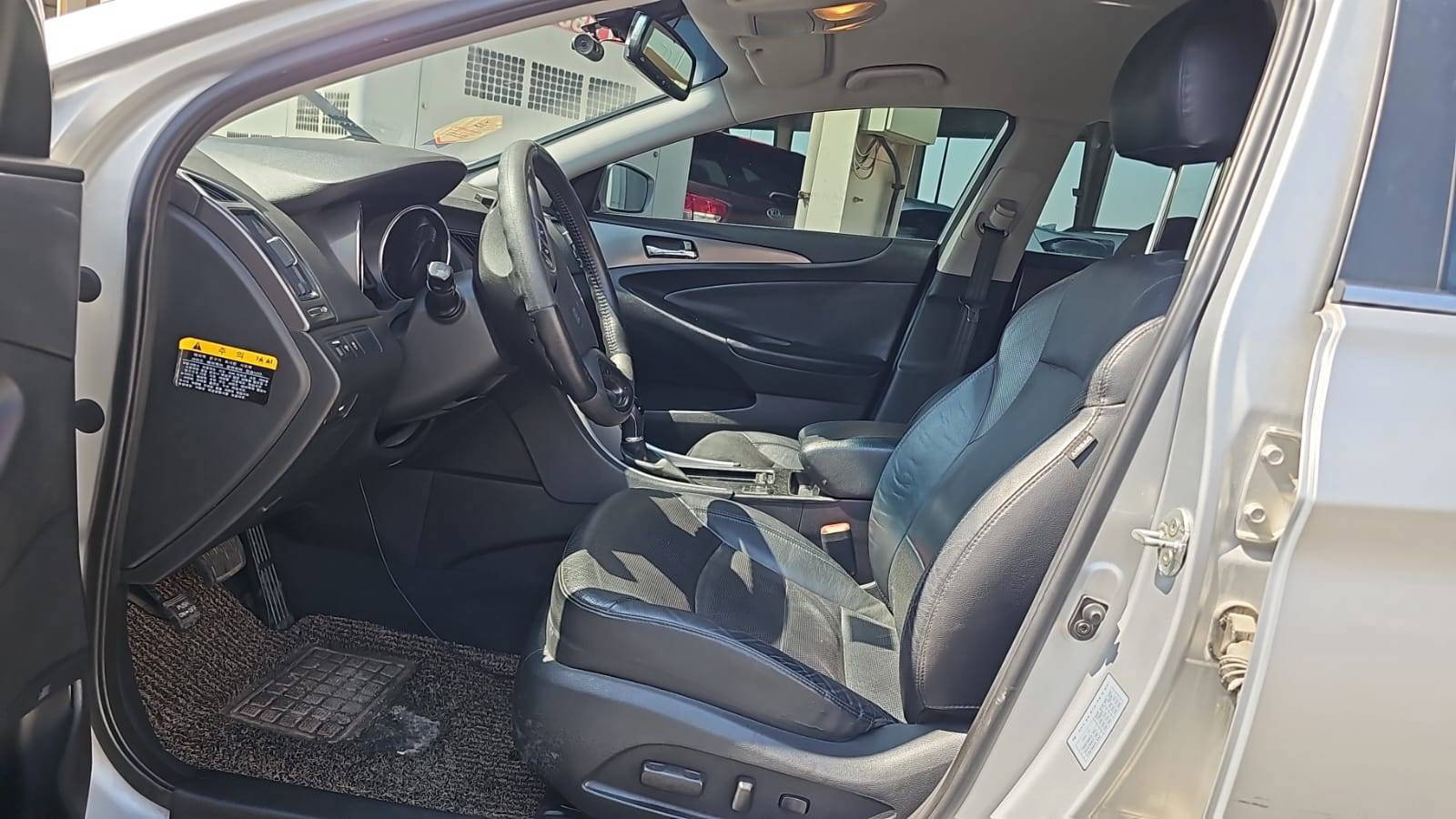 HYUNDAI SONATA 2012 - Marhaba Auction Used Cars - Image 6