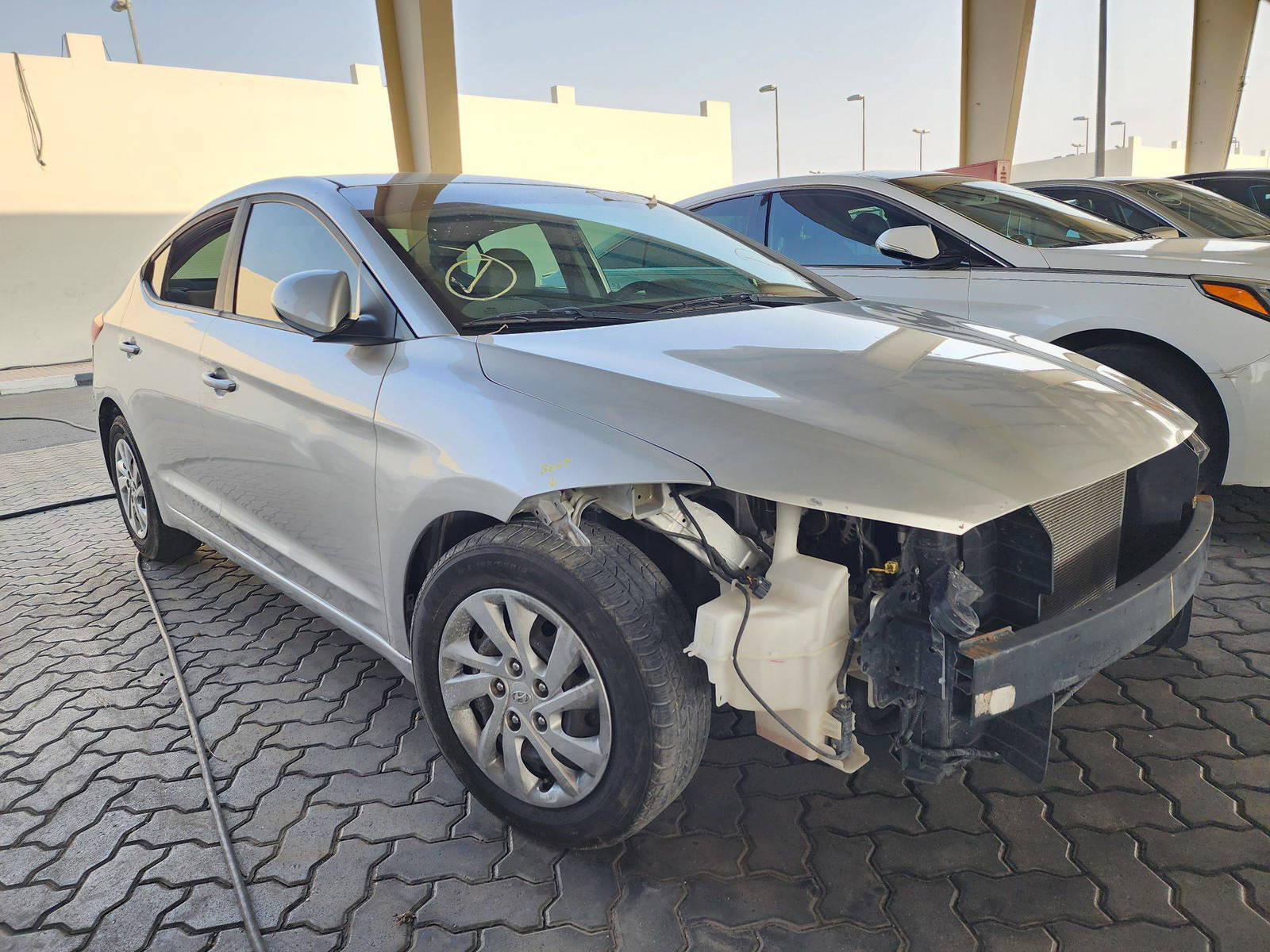 2017 HYUNDAI ELANTRA — 127122 Miles — Lot 56614804 — Souq - Marhaba Auctions Used Cars - Image 4