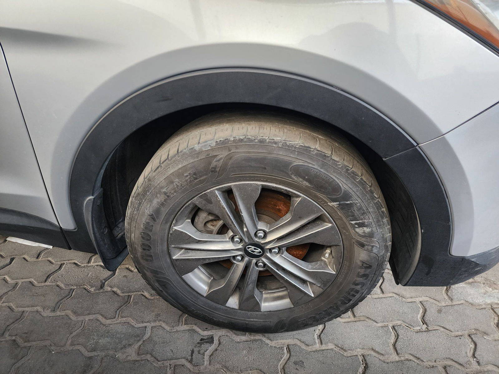 2015 HYUNDAI SANTA FE — 155473 Miles — Lot G282826 — Souq - Marhaba Auctions Used Cars - Image 11