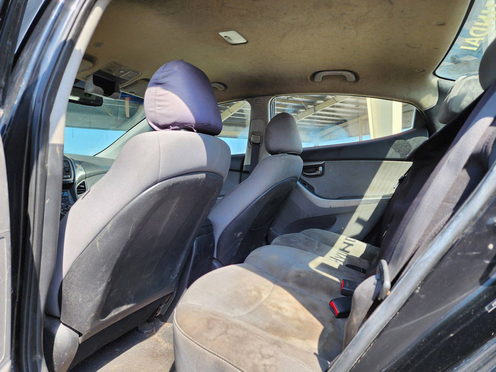 2013 HYUNDAI ELANTRA — 204133 Miles — Lot 4208279 — Souq - Marhaba Auctions Used Cars - Image 6