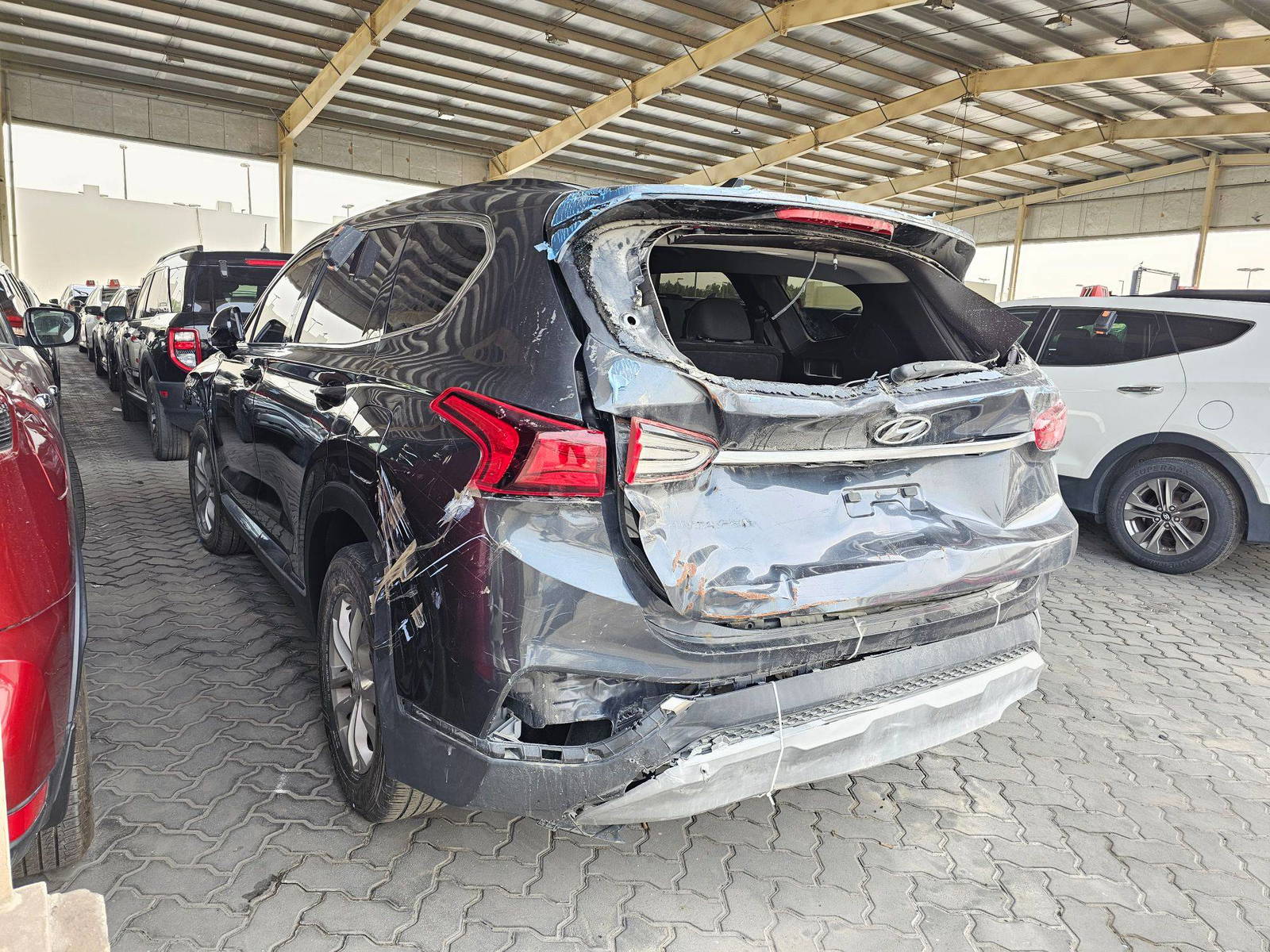 HYUNDAI SANTA FE 2020 - Marhaba Auction Used Cars - Image 3