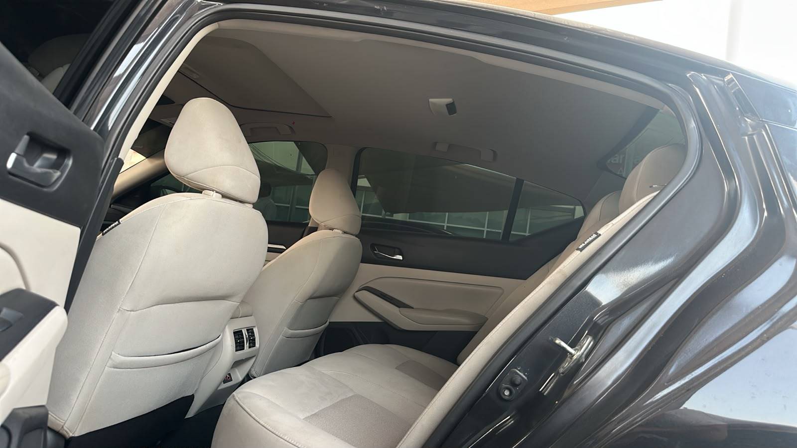 2019 NISSAN ALTIMA — 188120 KM — Lot 2KC213875 — Souq - Marhaba Auctions Used Cars - Image 6