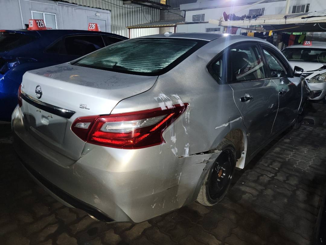 2018 NISSAN ALTIMA — 154565 Miles — Lot 138632 - Marhaba Auctions Used Cars - Image 4