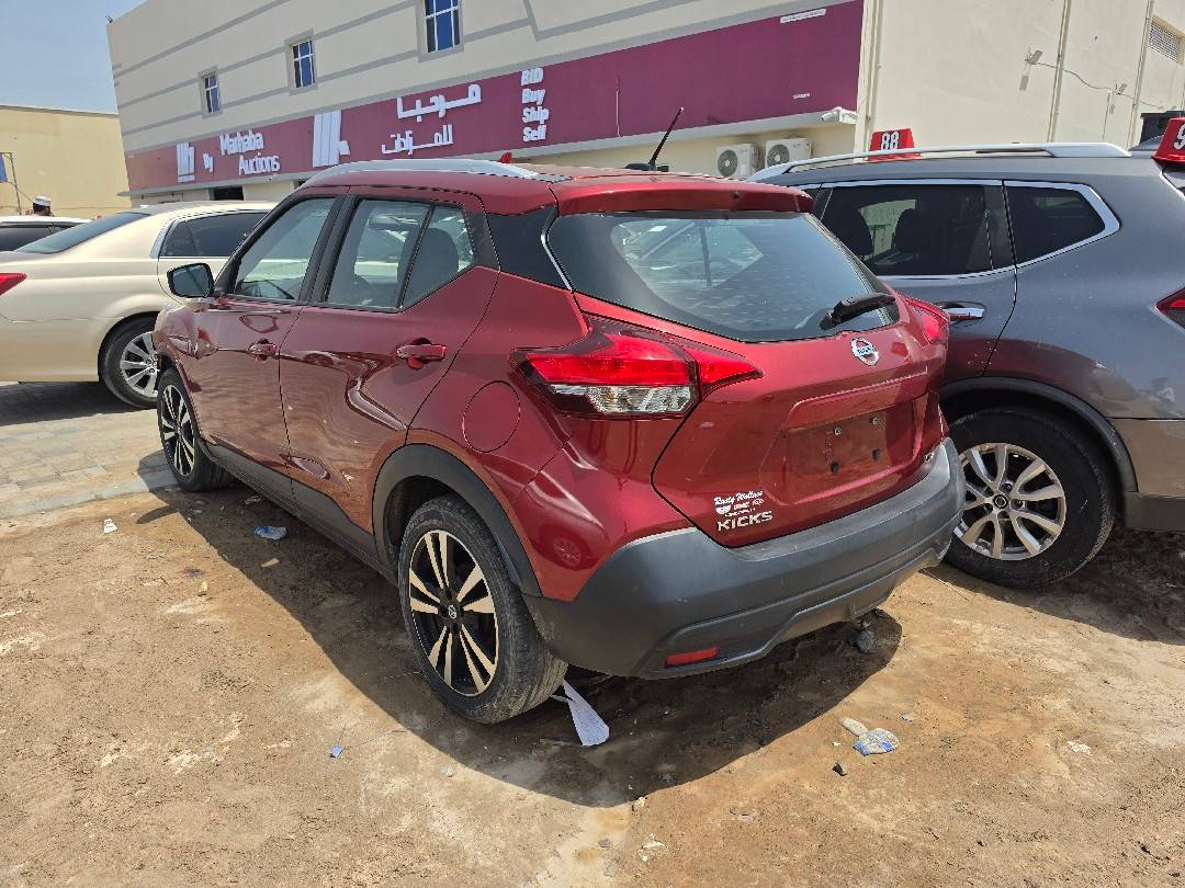 NISSAN KICKS