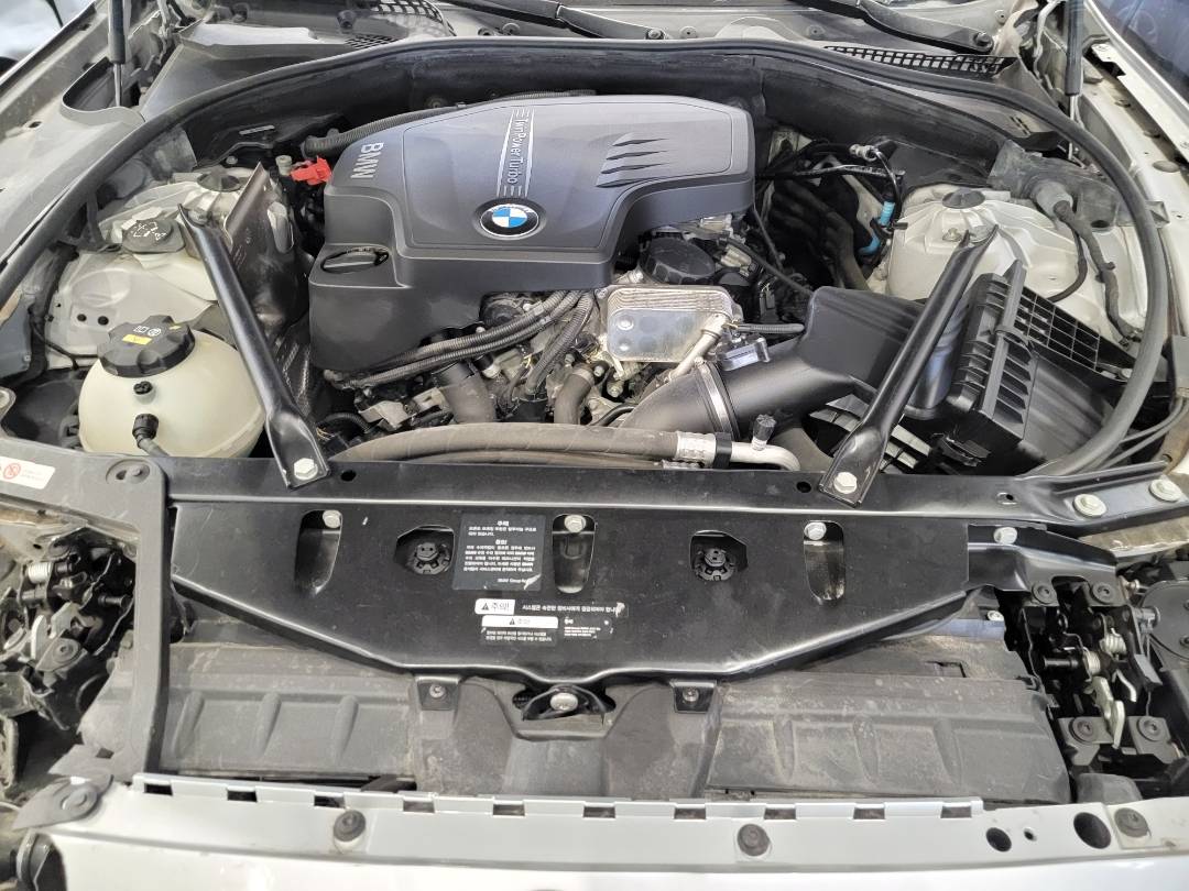 2016 BMW 528i — 59722 KM — Lot 05GG180718 — Main - Marhaba Auctions Used Cars - Image 11