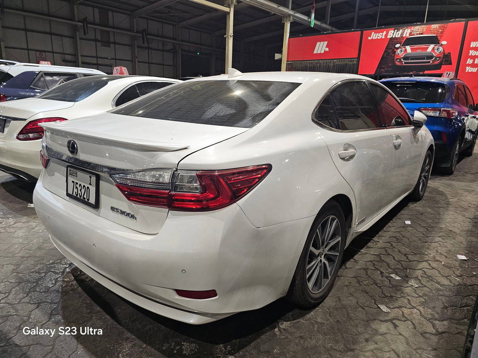 LEXUS ES 300H 2017 - Marhaba Auction Used Cars - Image 3